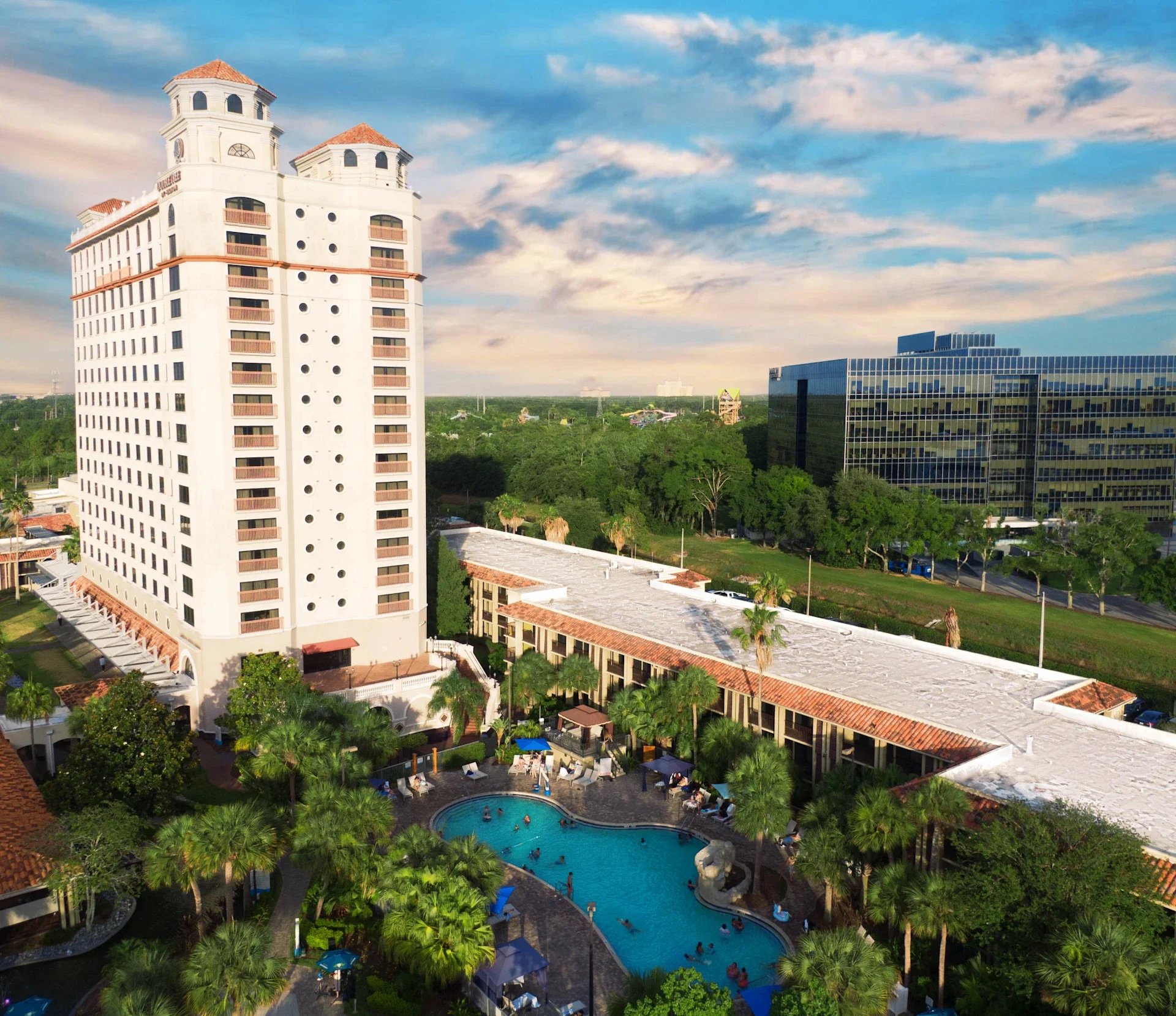 DoubleTree Theme Park Resort