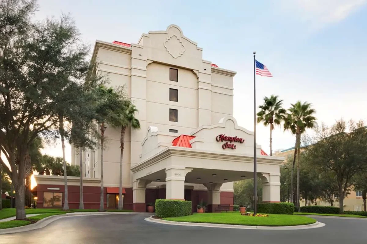 Hampton Inn Conv. Center