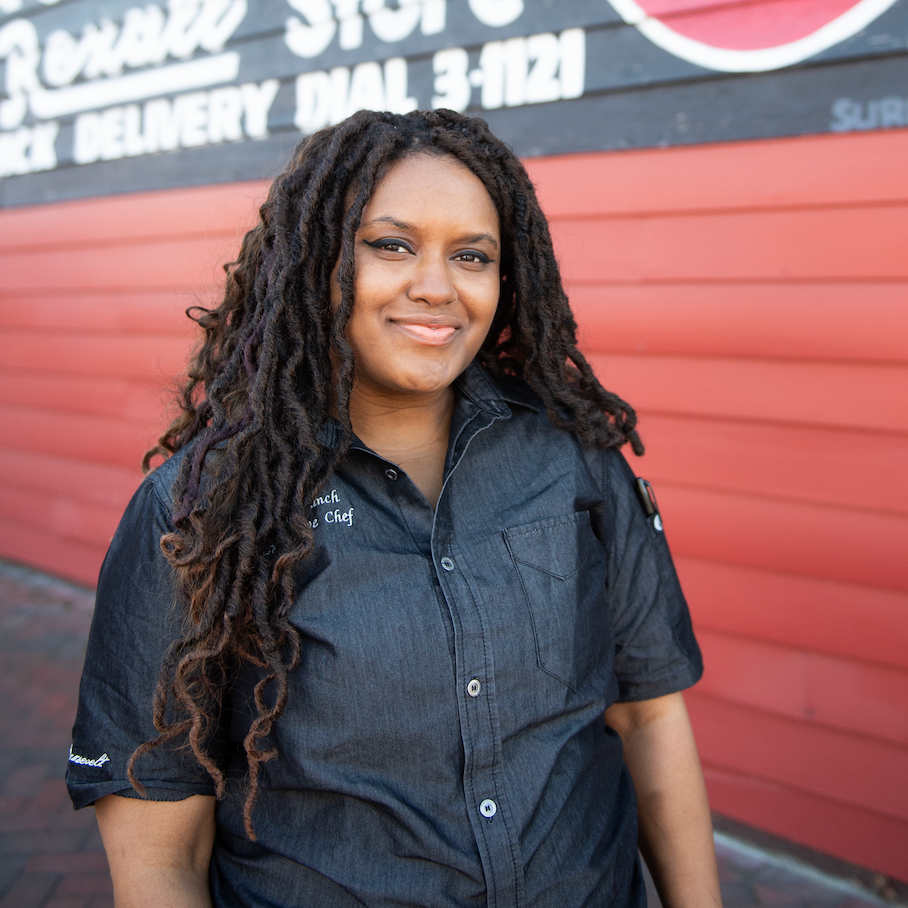 chef_leah_branch_cropped.png
