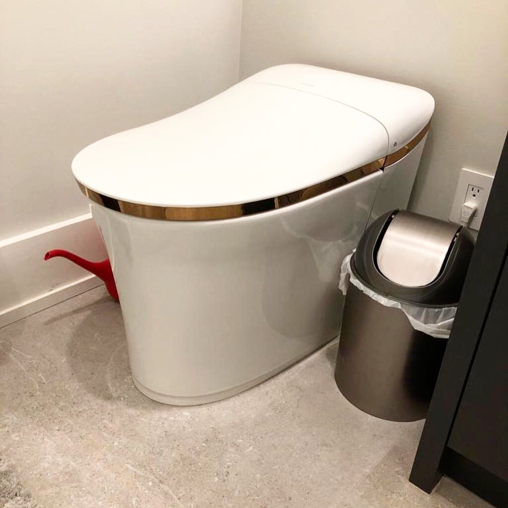 Great job for our team today. Installed 5 @kohler #intelligenttoilets in this beautiful home in @missisuaga. And a set of wide spread @kohler faucets 

#hto #htoplumbers #htoplumberstoronto #toronto #gta #intelligent #smartliving #luxury #luxurious #