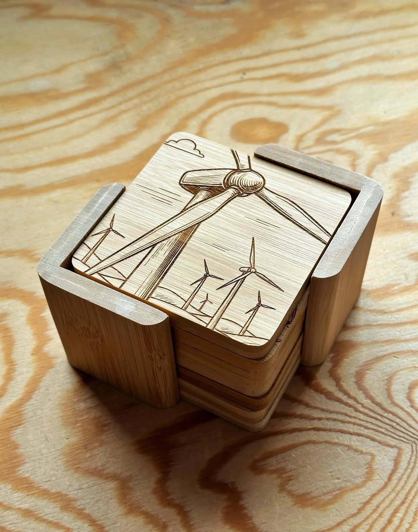 It&rsquo;s our favourite time of the year!

We love end of the year orders because we get to do a bunch of custom stuff we don&rsquo;t normally do during the year - specially because we get to engrave different things such as this nice bamboo coaster