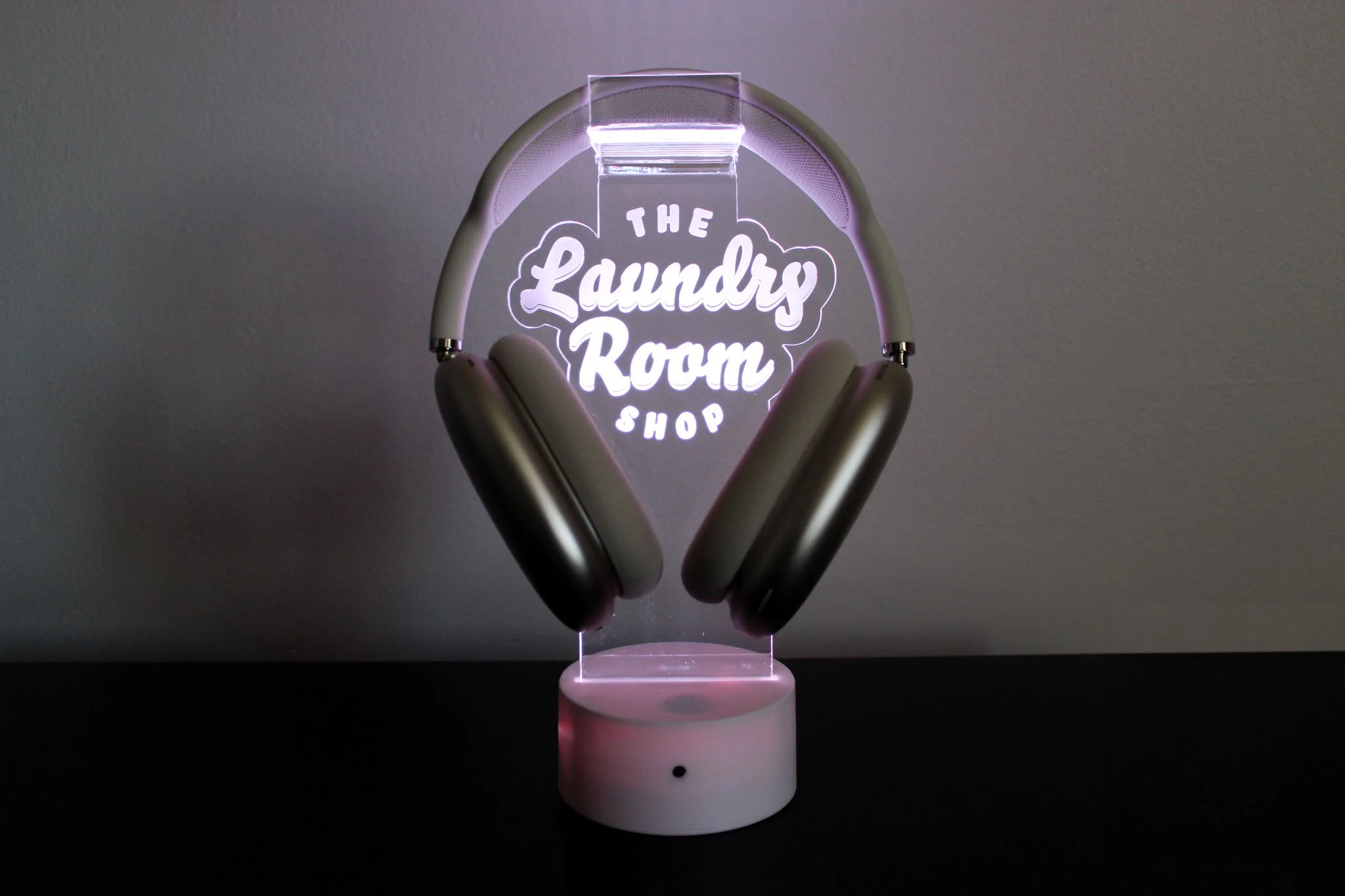 Headphone Stand_2.jpg