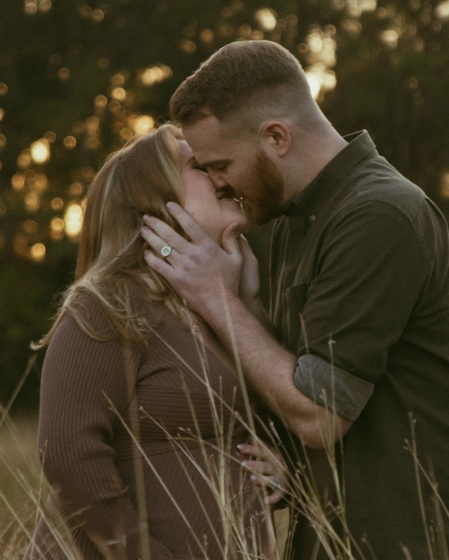 Baby Announcements make me so happy 🥹🫶🏼 
&bull;
&bull;
&bull;
#houstonmaternityphotographer #maternityphotography #pregnant #babybump #momtobe texasphotographer