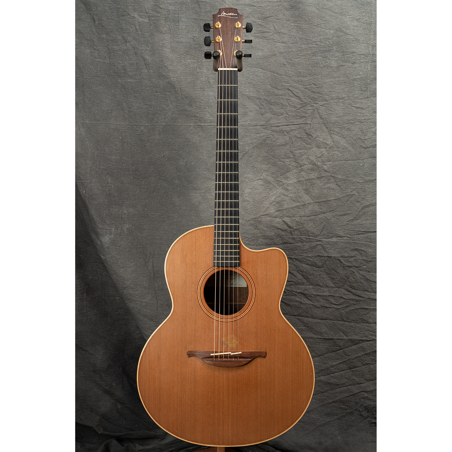 Used 2014 Lowden F-23 Cutaway Cedar/Walnut — The RareGuitarsofa