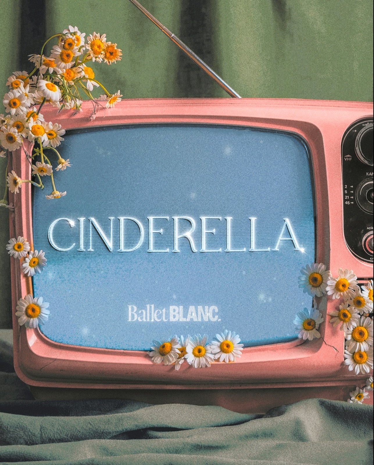 Ballet Blanc Presents: Cinderella 🩰 Performing this weekend at The Pavilion Arts Centre Sutherland (Sold Out!)

I recently worked with the BB team to create an identity for their production of Cinderella, performed by their Youth Company - bringing 