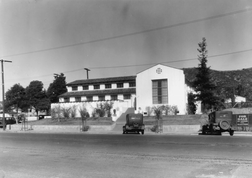 Library in 1927