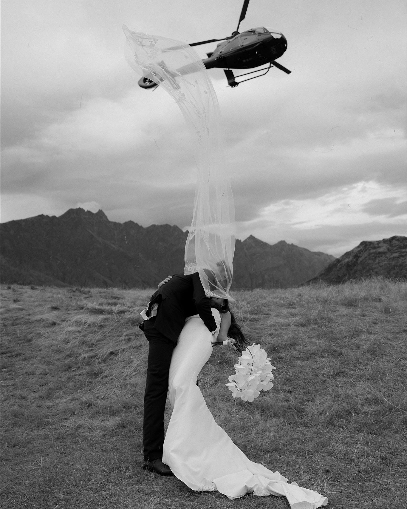 Introducing MR &amp; MRS JAMES ❥

Venue @nzhighcountry 
Photo @luisaapanui
Video @flatrocfilms
Furniture @hayleythehirer
Plan + Style @bygigi
Floral @littlebotanica
Catering @queenstowncateringnz
Cake @whiterabbitcakesnz
Make up @kirsty.makeupartist
