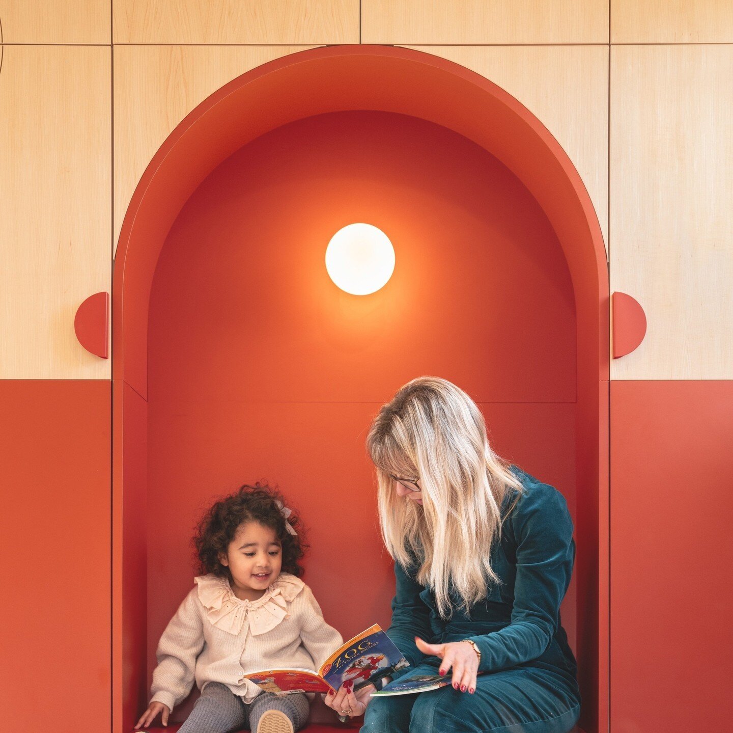 The doors are open! Excited to finally reveal the first of many completed nurseries for @kinderzimmeruk. ⁠
⁠
Located in the close-knit community of Muswell Hill, the period property provides a series of bright spacious playrooms that balance the hier