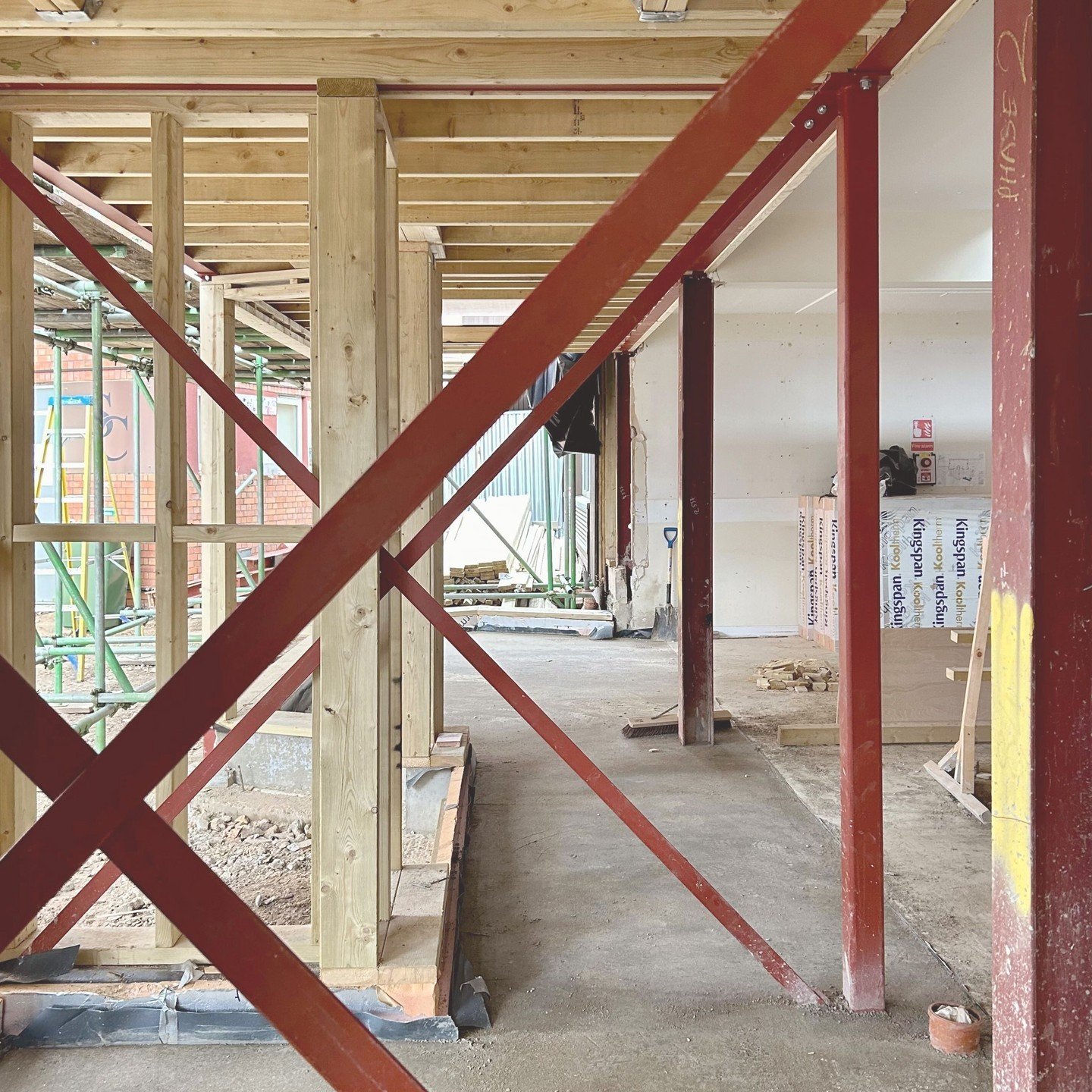 Phase 1 of the St Christopher School Masterplan taking shape! 🔨⁠
⁠
The first phase of our 10 year masterplan for @stchrisnw3 involves creating a new pair of reception classrooms and early years play area. ⁠
⁠
Swipe right to see our final proposal! ➡
