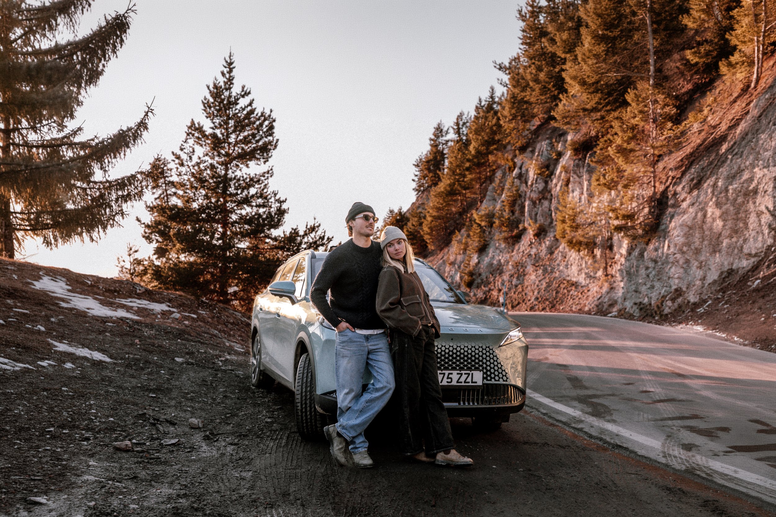 Snowboarder. Columbia. Poc. Oakley. Skiing. Snow. Snowing. Ski Season. Ski Resort. Fashion. Fashion Photography. Fashion Photographer. Product Photography. Product Photographer. Lifestyle Photography. Lifestyle Photographer. Lifestyle. Mountains. Sno