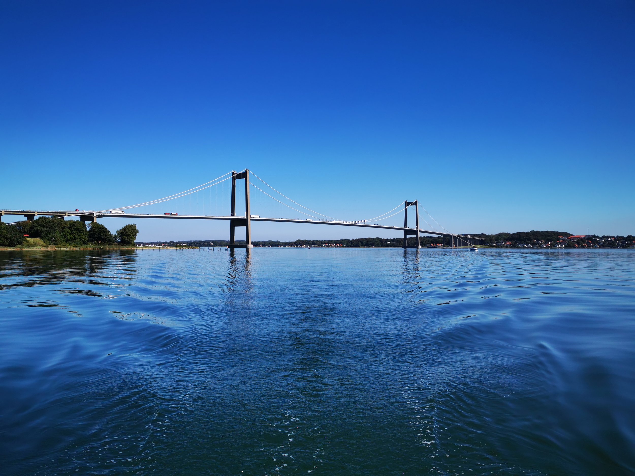 Die grosse Brücke bei Middlefart bei Tageslicht