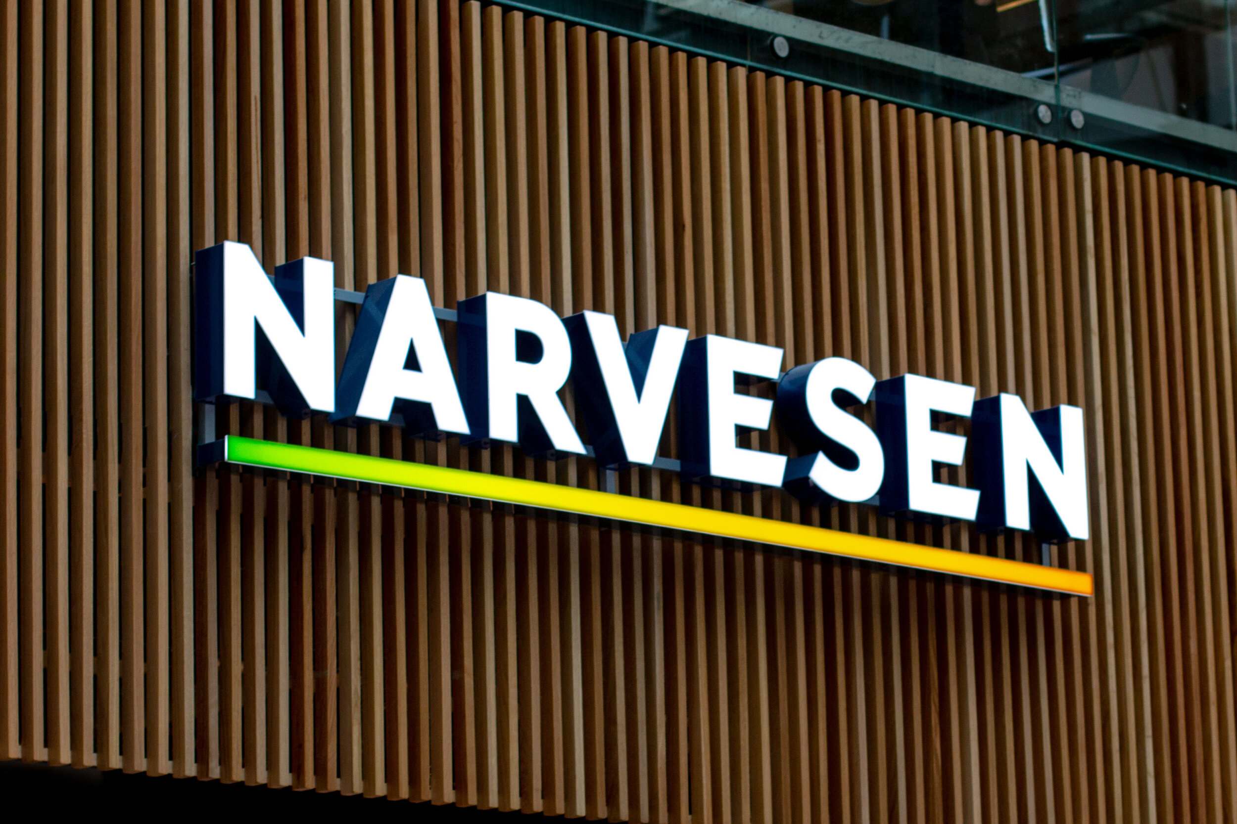 Narvesen has a wide range of shop solutions. They can build a clear brand through good design and that means that the design agency they work with must be professional.