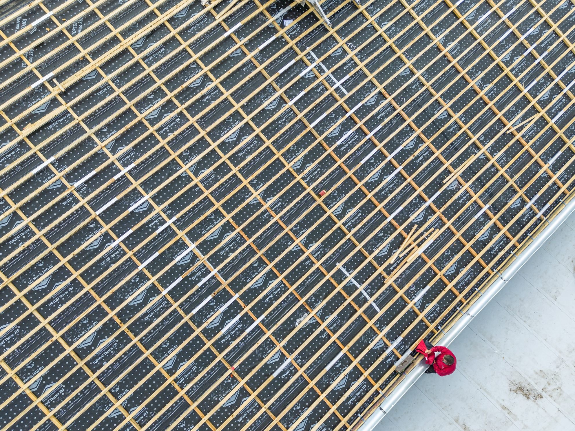 AJ_20231310_Festhalle_Hatzfeld_Arial_0387_DJI_0079 Kopie_neu.jpeg