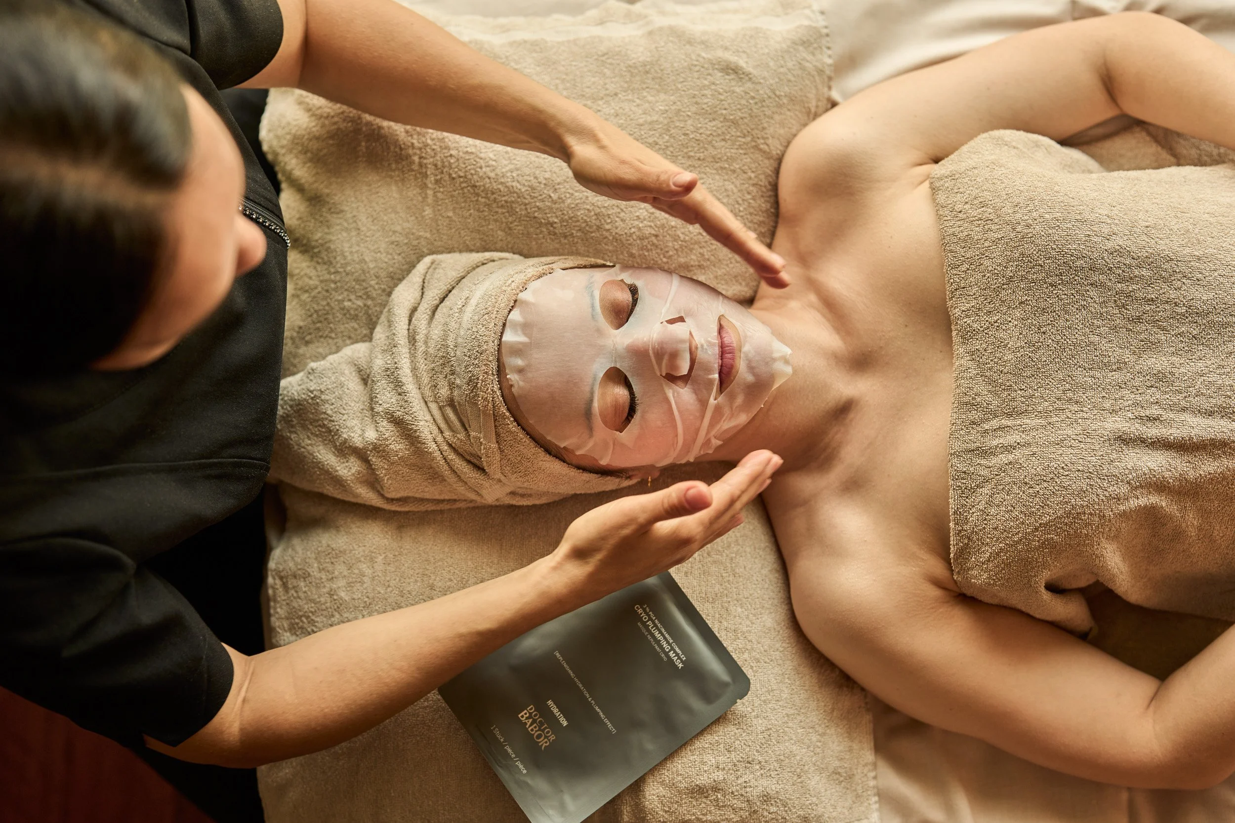 NYHET: ASKEPOTT ANSIKT MED RYGGMASSASJE