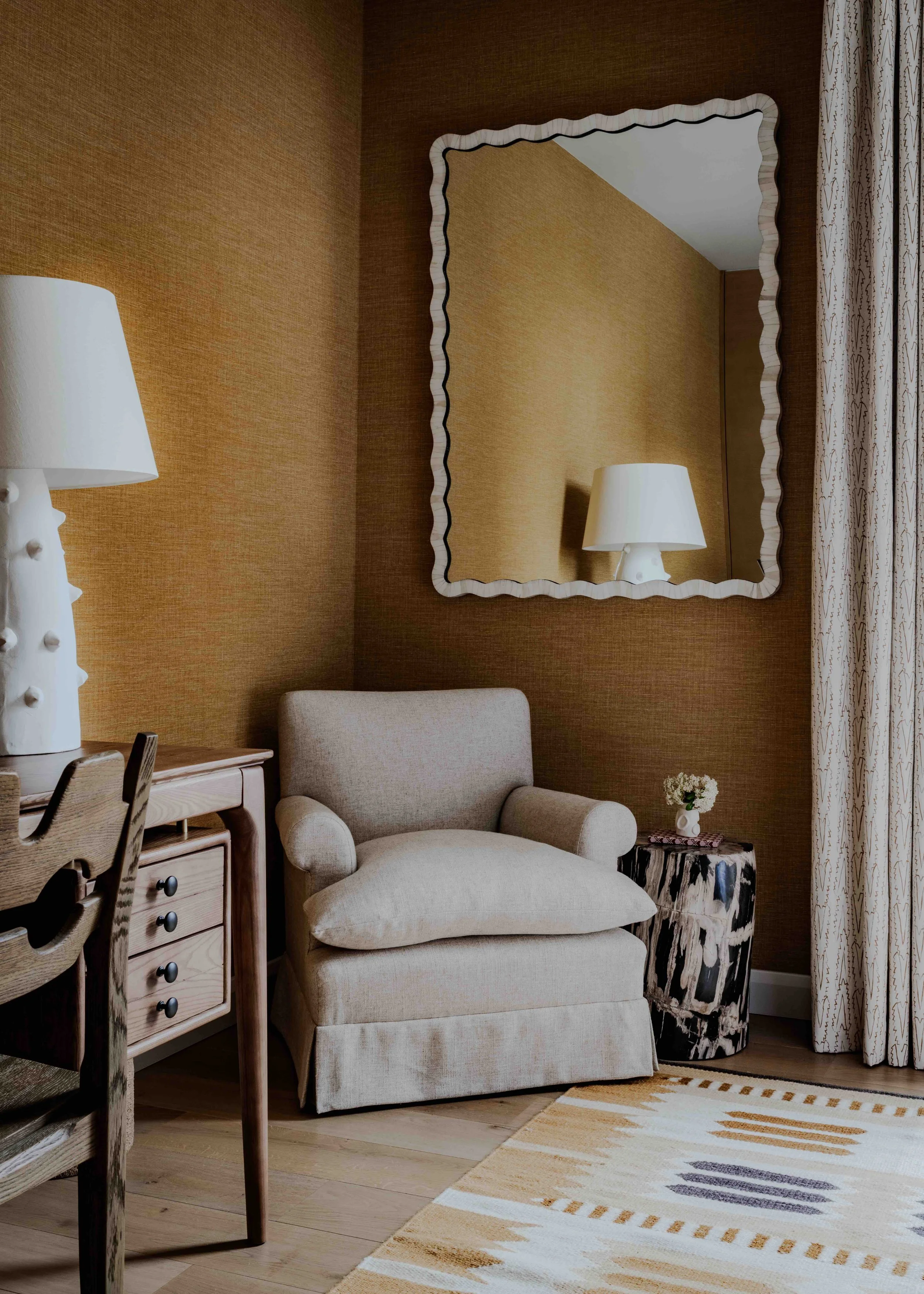 Client: Lorfords Contemporary