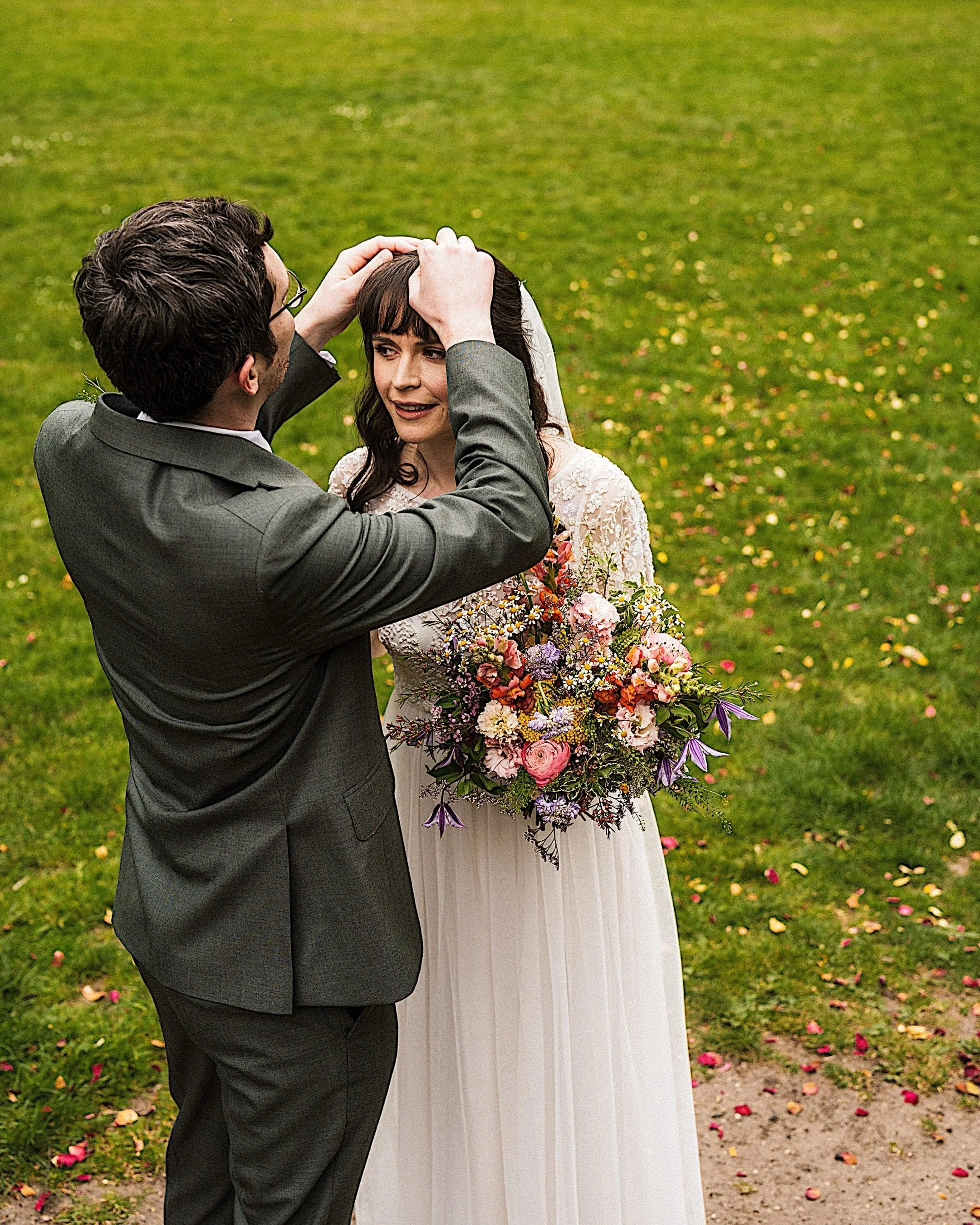 Reminiscing last weekend with a little trip to Cardiff to document these two Welsh beauties.

A cultural experience with the speeches being translated via a headset for me. I&rsquo;ve never to an all speaking Welsh wedding before and this was so refr