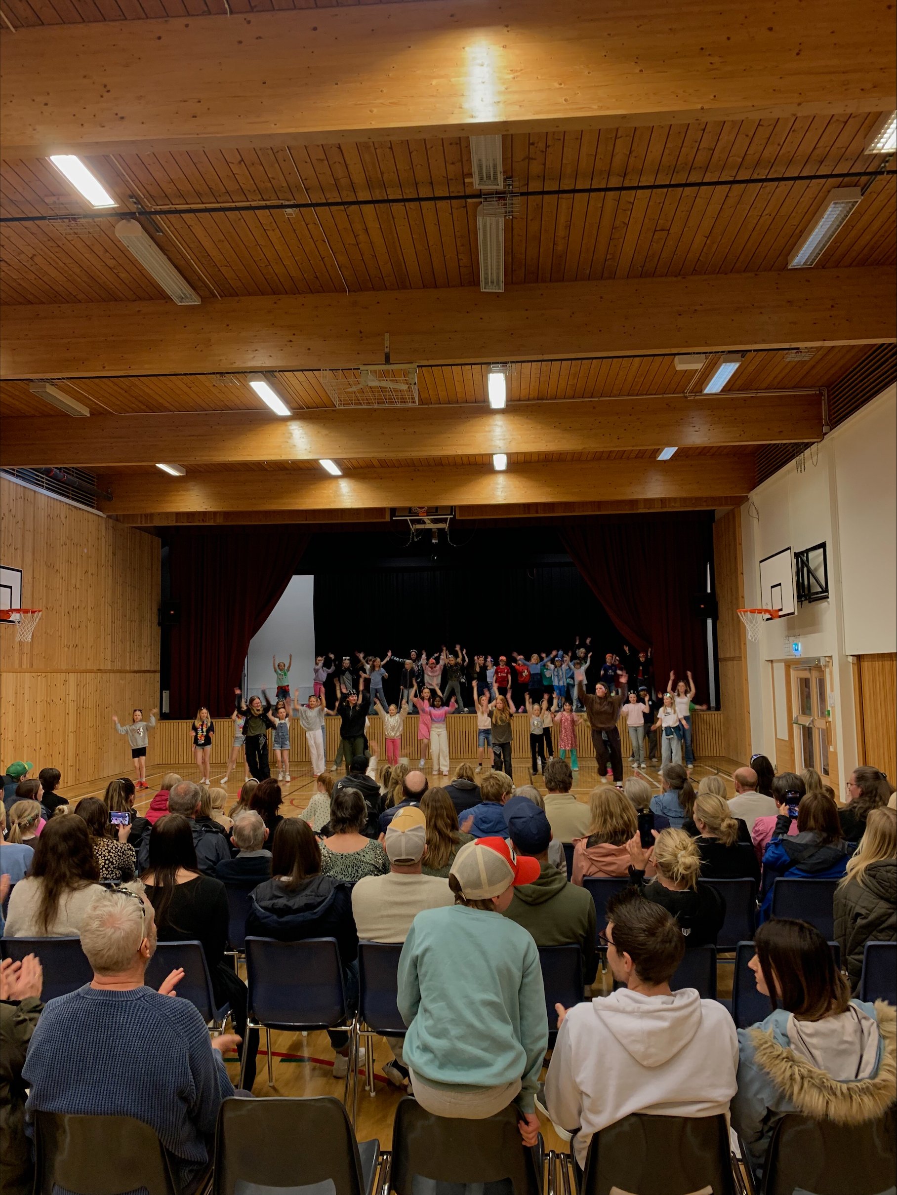 Sesongstart for dans etter høstferien!