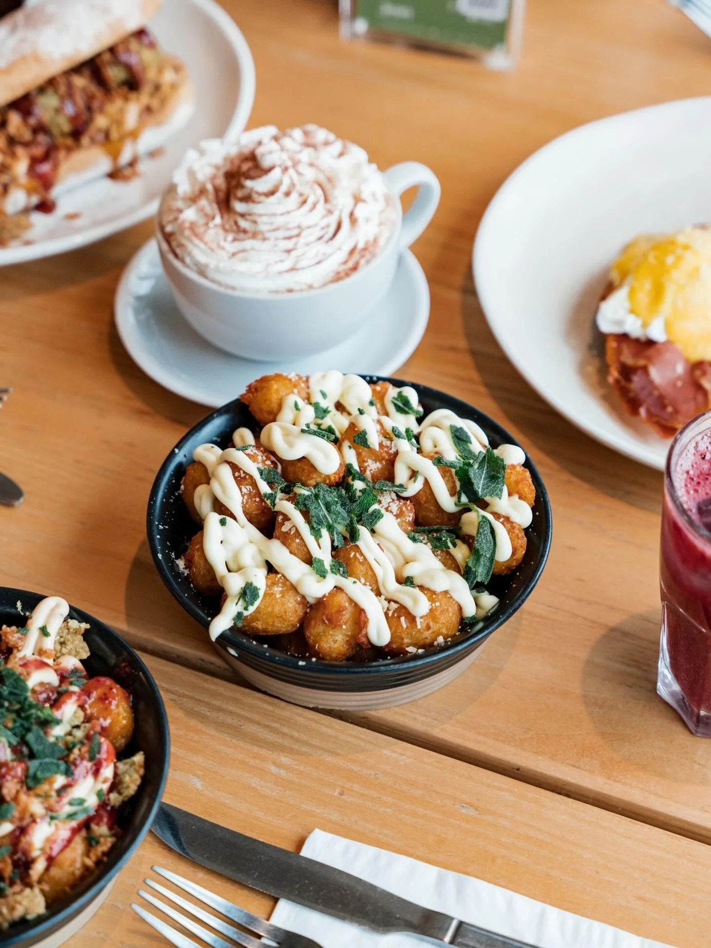 Festive comfort food level: elite 🎄✨

Boxing Day Tots + an After Eight Hot Chocolate = the duo of the season.