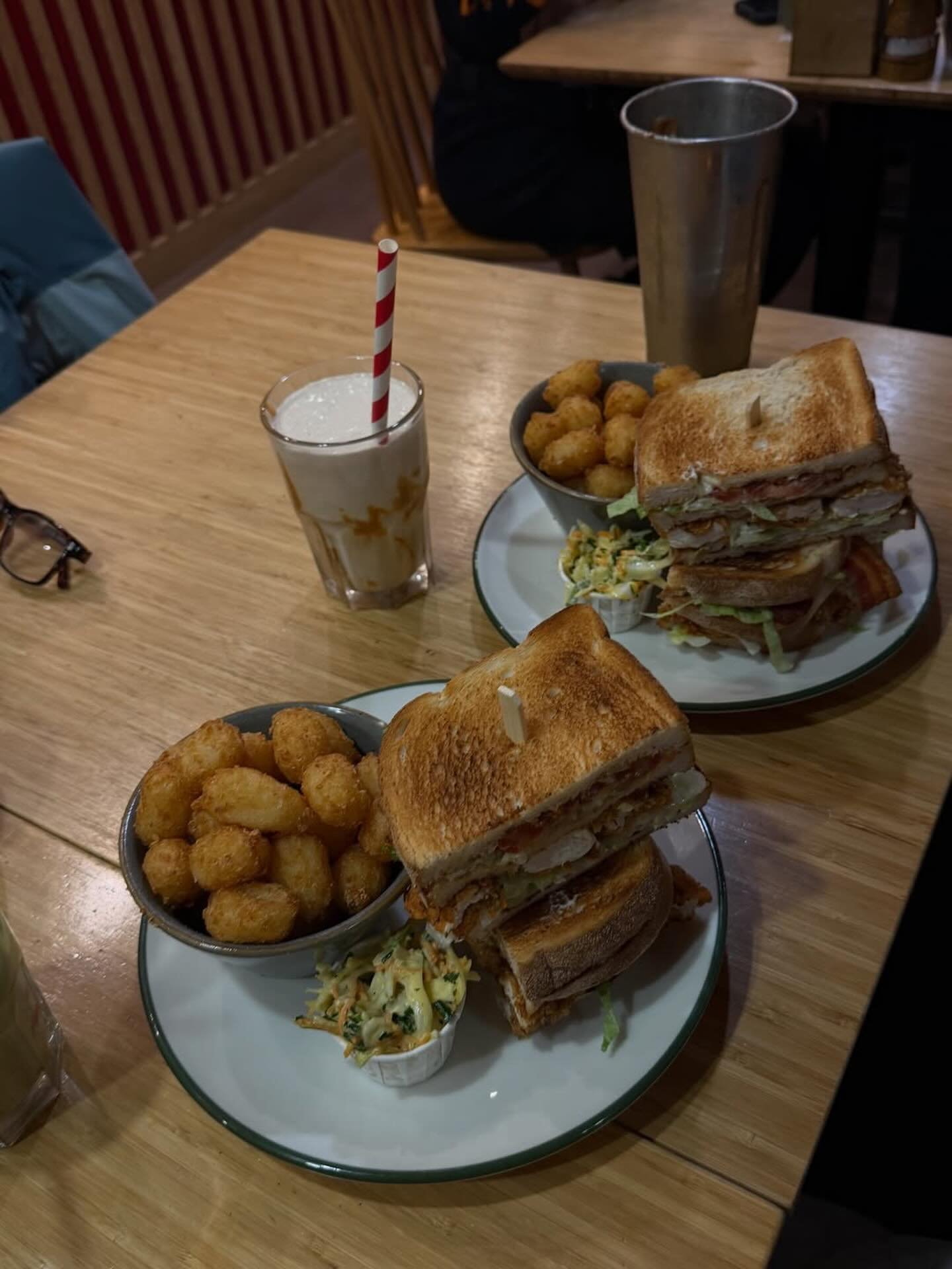 The Josie&rsquo;s Toasted Club, doing what it does best 💚 

📸 @rachaeljbutler