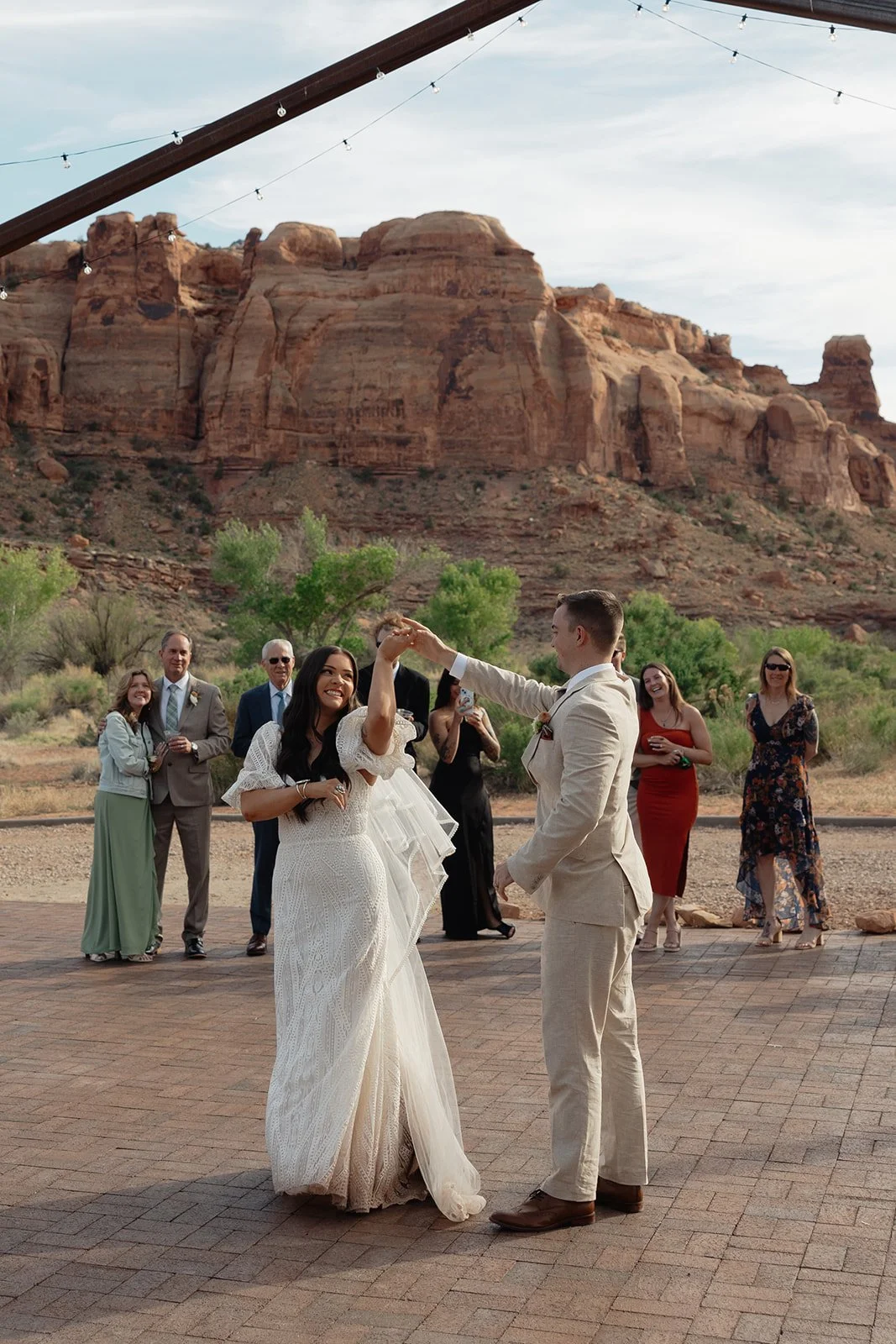 Megan&Mike-MoabUtahWedding-TheHearnes-546_websize.jpg