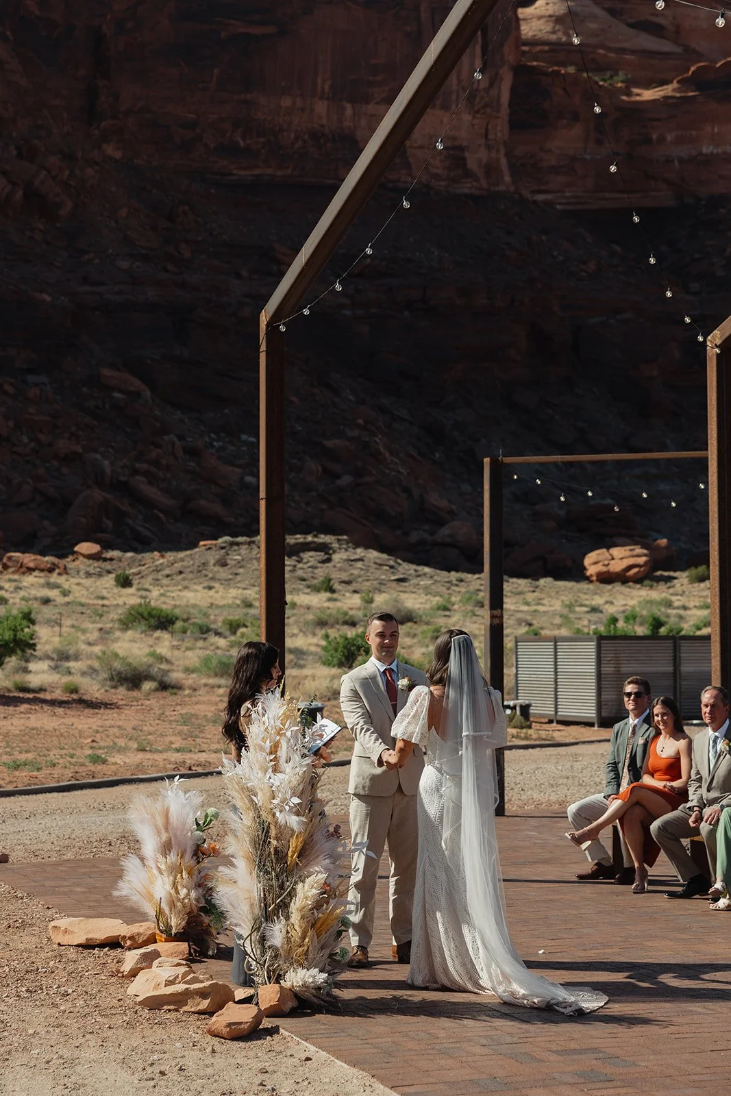 Megan&Mike-MoabUtahWedding-TheHearnes-334_websize.jpg