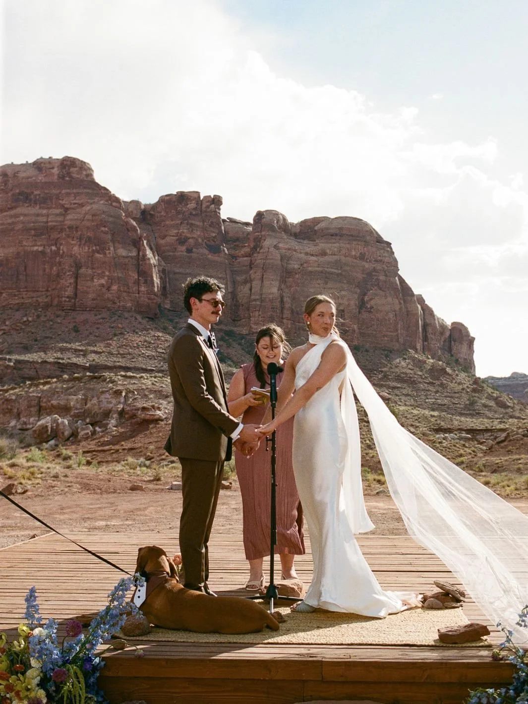 2_cropped_1065x1420_ZoeConnorWedding_RedEarthMoab_MadisonKatlinPhotography-3-109_websize.jpg