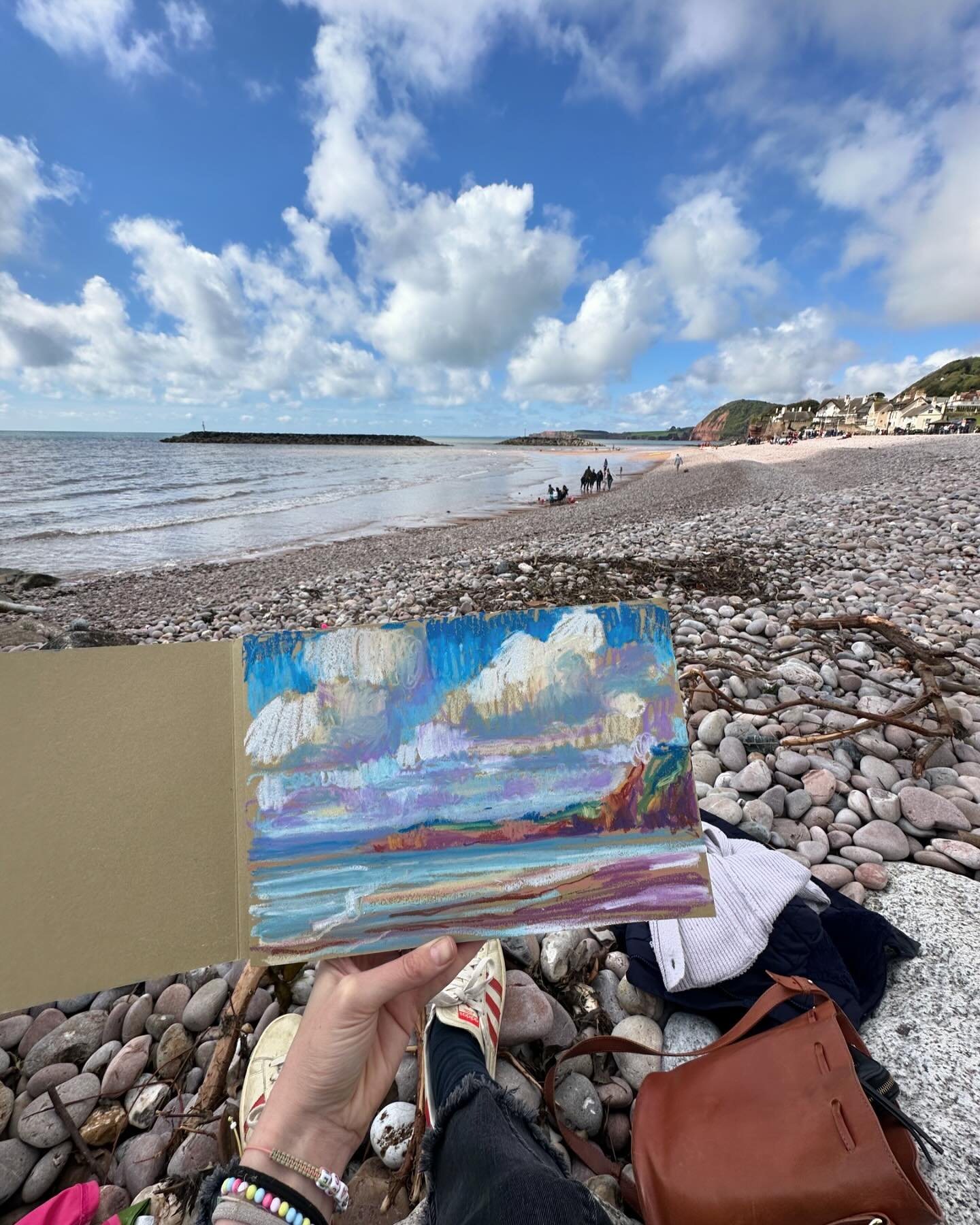 🌊 H E A V E N in D E V O N 🌊

A long weekend in Devon: I have a commission down here so decided to tie it in with bringing my little team, having not been away together for too long. 

Days filled with swimming in mermaid tails, soaking in view aft