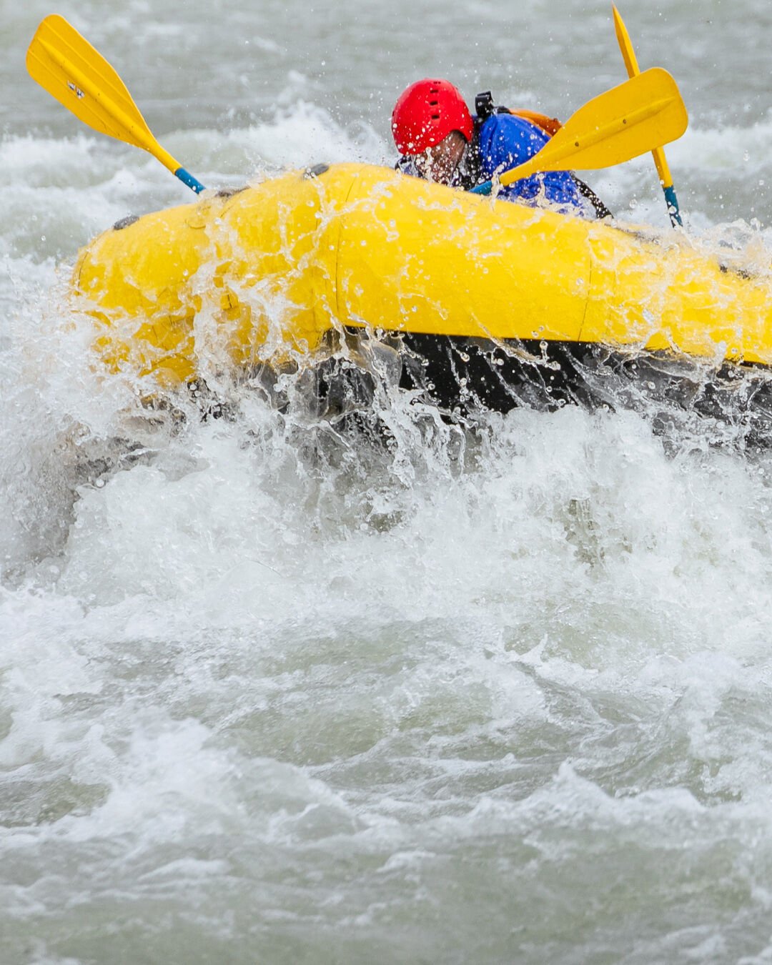 Slide into the refreshing waters of Hv&iacute;t&aacute; for a thrilling rafting adventure with Arctic Rafting 🌊! After the fun, unwind in the warmth of a hot tub and sauna, capped off with delicious eats from our restaurant 🍴. Perfect day out? We t