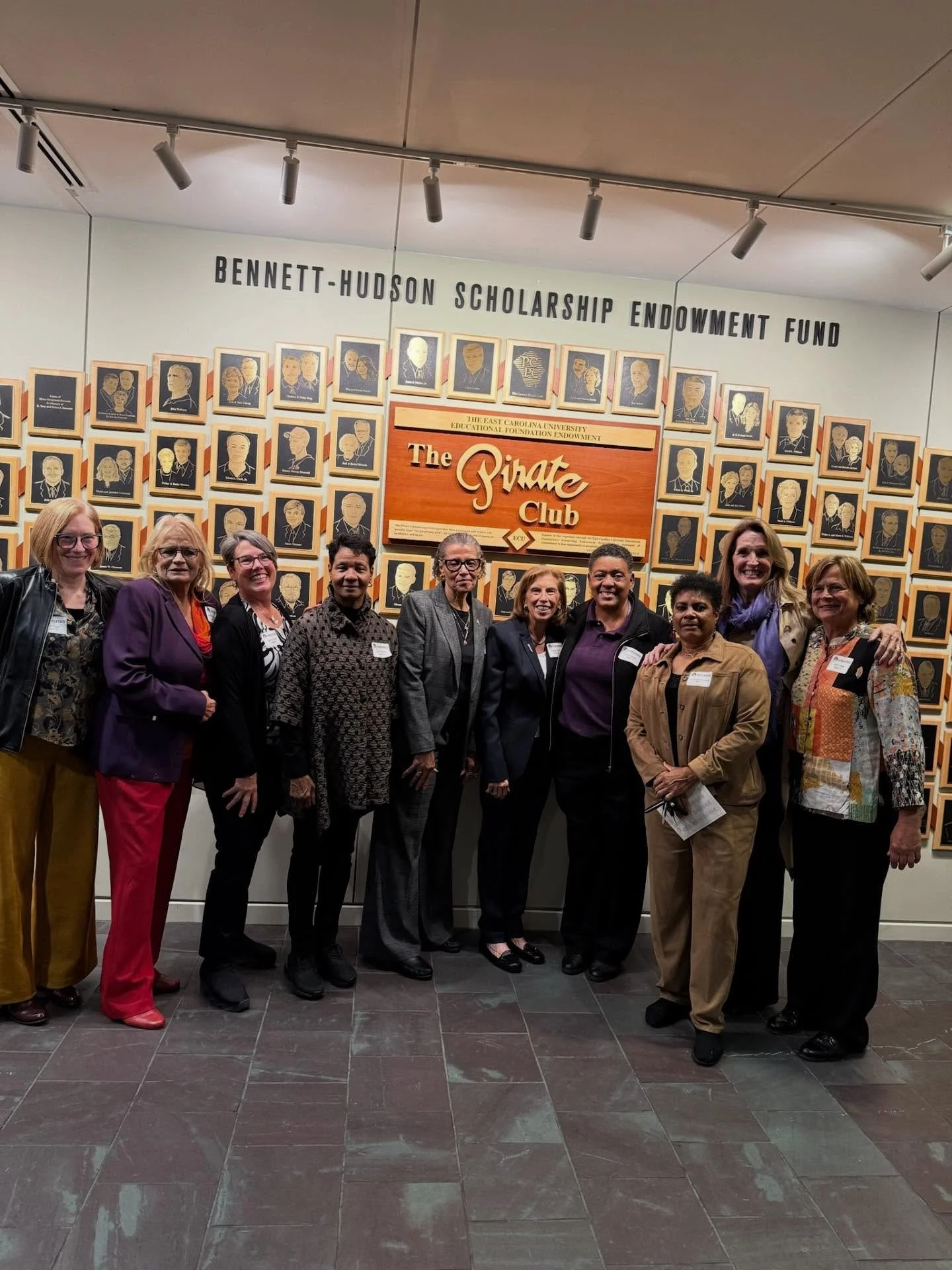 It was a joy to spend the evening with many of the women who played for me on the @ecuwbb team at the @ecuathletics Hall of Fame Dinner.

Our 1981-82 team was honored by @ecuathletics for being the first @ecuwbb team to compete in the @ncaa Women&rsq