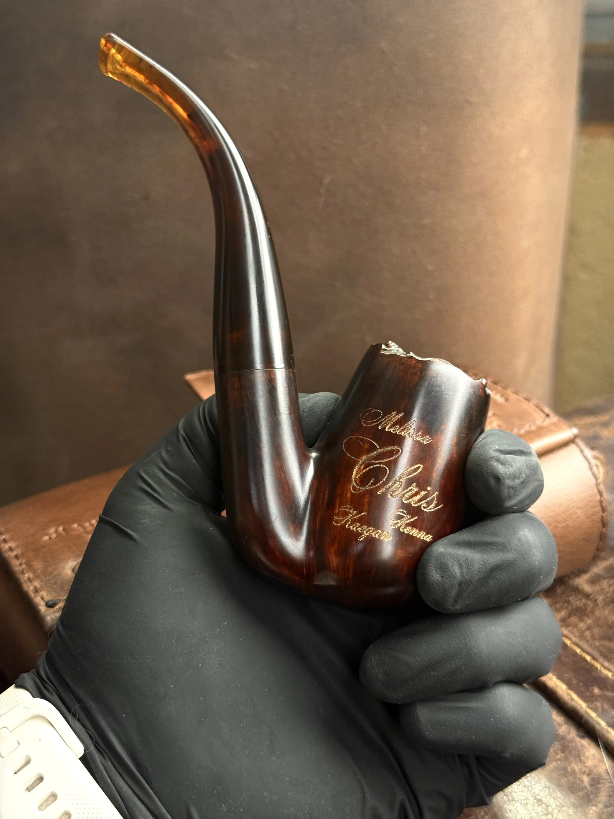 How to Commission a Handmade Tobacco Pipe From an Artisan
