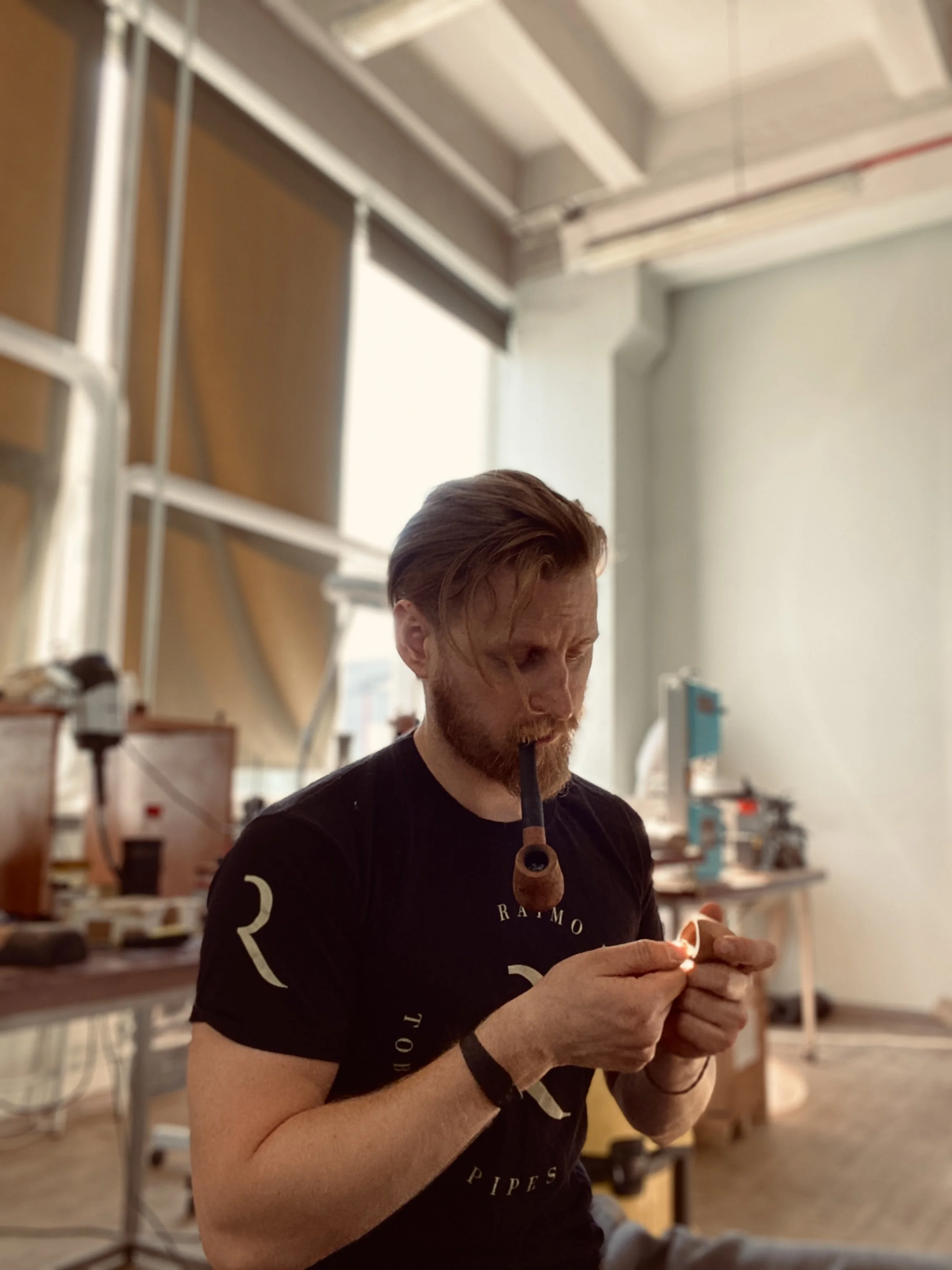 How Can I Smoke a Tobacco Pipe Cooler? An Artisan Pipemaker's Complete Guide