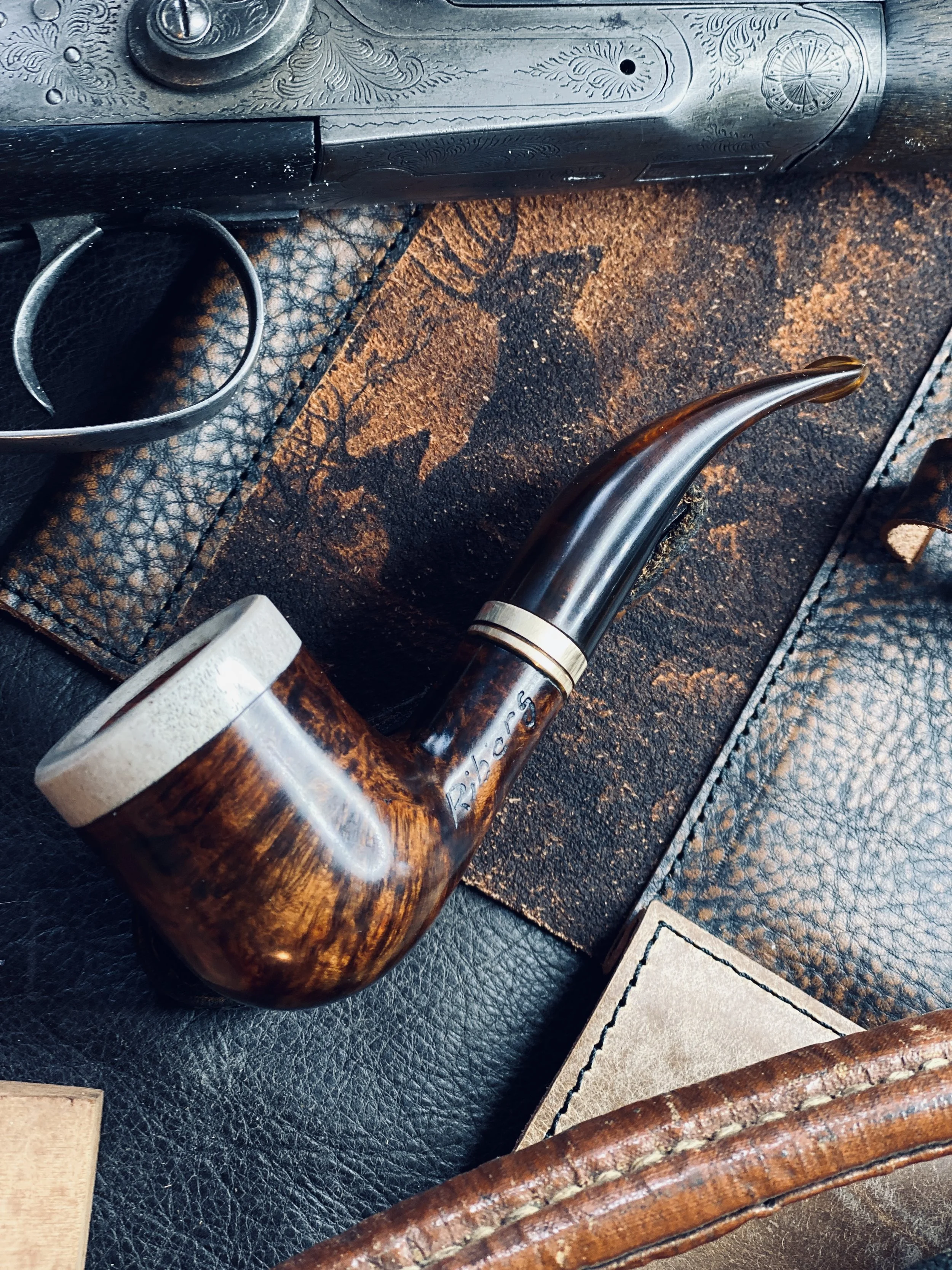Handcrafted Artisan Luxury Tobacco Pipes for Sale | Unique Smoking Accessories. Explore our exquisite collection of handmade artisan luxury tobacco pipes. Elevate your smoking experience with our unique and beautifully crafted pipes. Discover the per