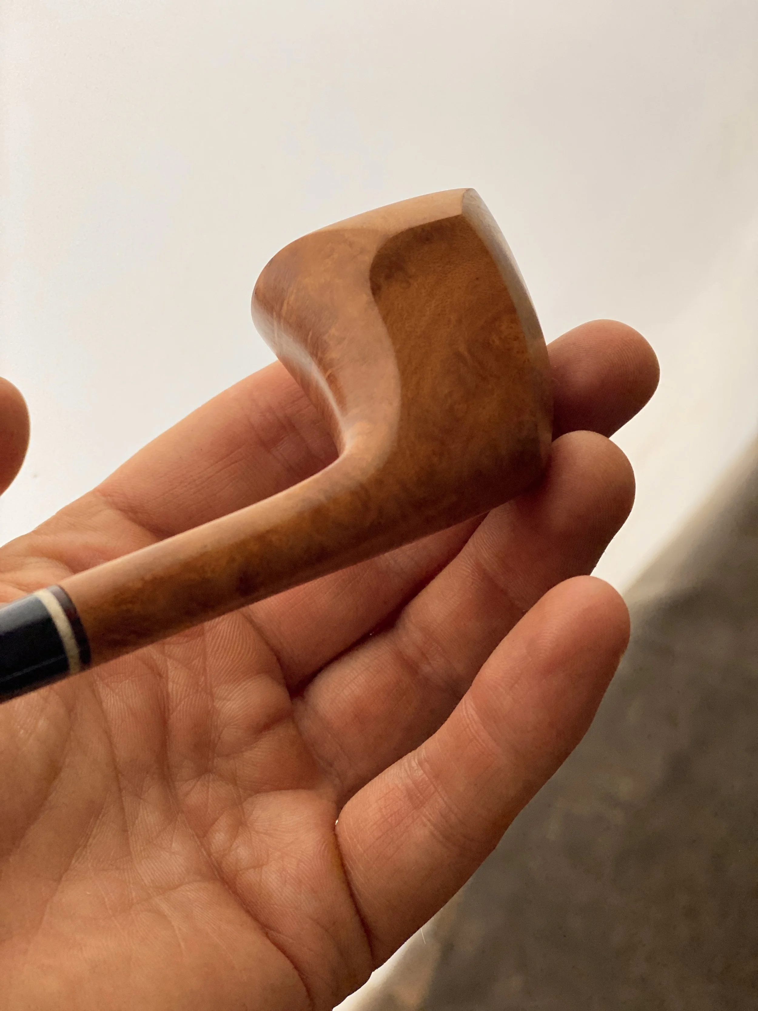 Handcrafted Artisan Luxury Tobacco Pipes for Sale | Unique Smoking Accessories. Explore our exquisite collection of handmade artisan luxury tobacco pipes. Elevate your smoking experience with our unique and beautifully crafted pipes. Discover the per