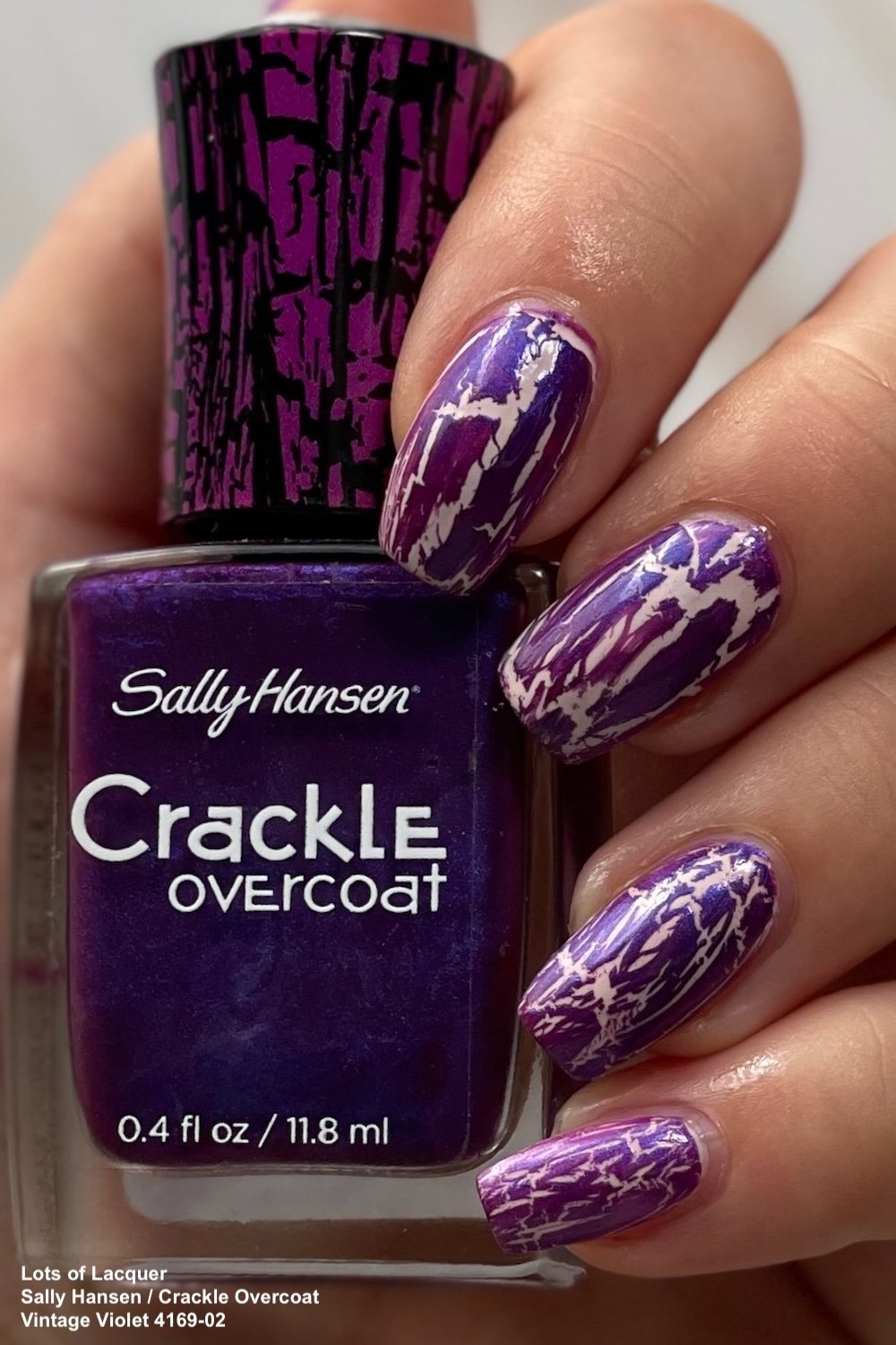 White crackle nail polish over glitter | Crackle nails, Crackle nail polish,  Nail polish