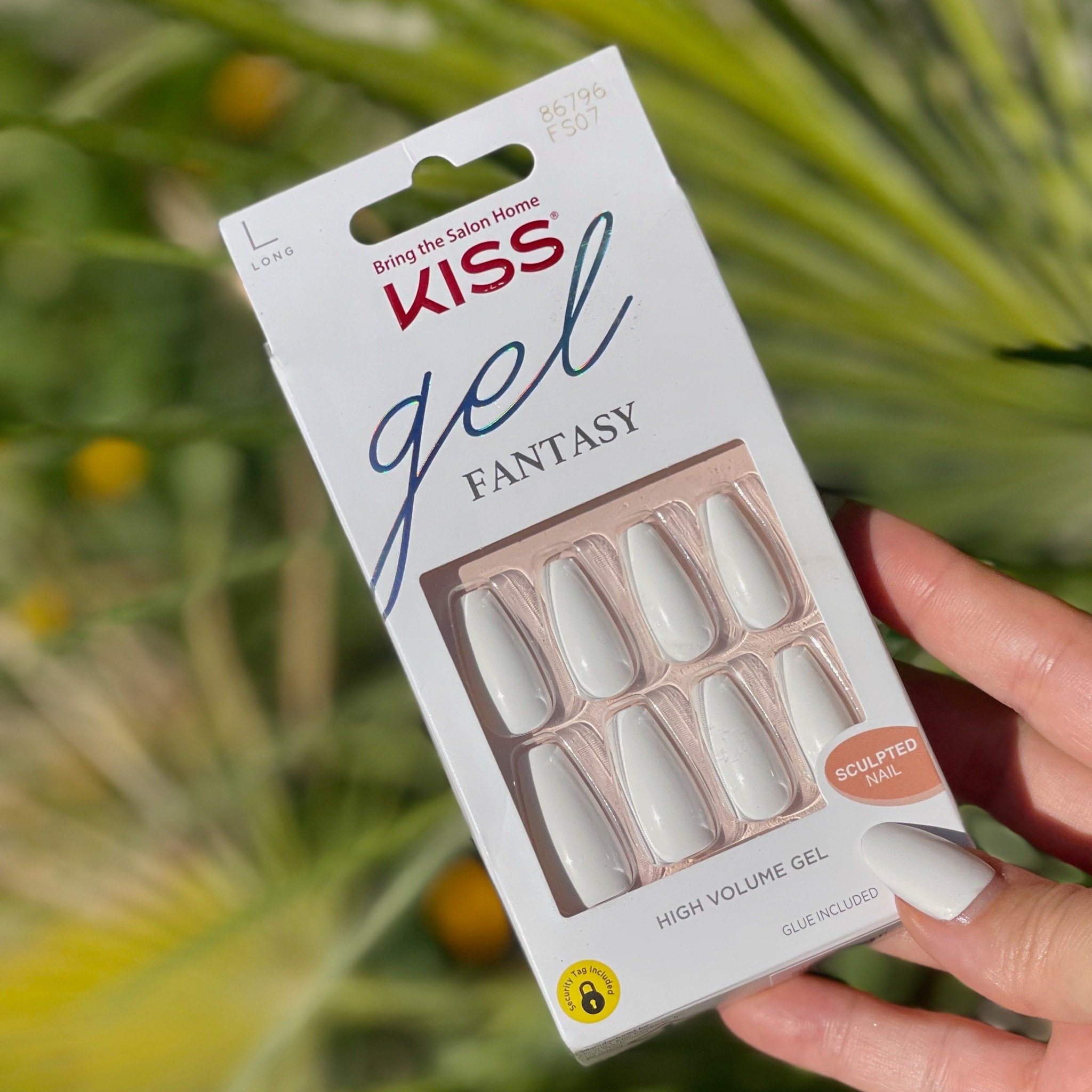 #stagecoachnails ✨👢Planning @kissproducts press-ons for @stagecoach? I 💕 that these press-on packs from @target have 28 size options + come w/a file, glue &amp; cuticle pusher for an all-in-one manicure kit. Keeps it simple especially if you are vi