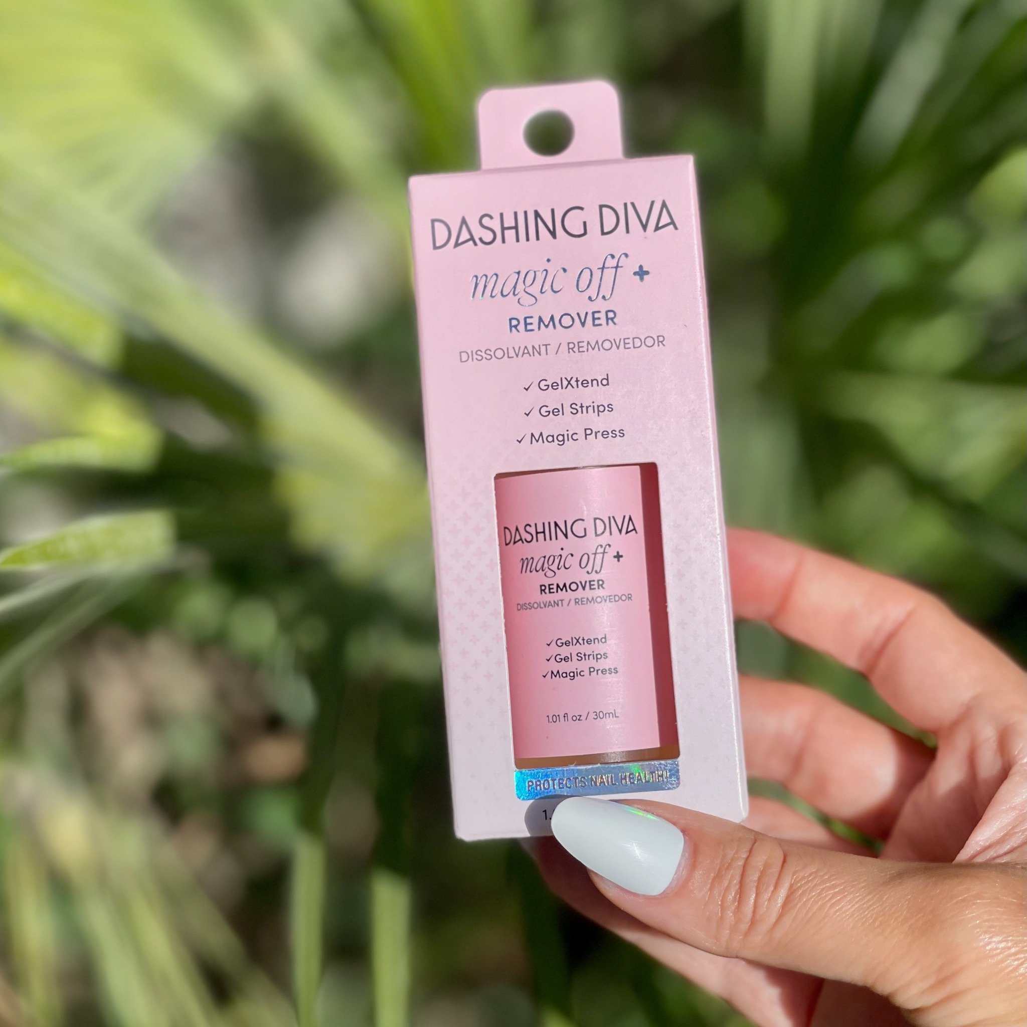 ❤ Press-on Lovers: Have you used @dashingdiva_usa's Magic Off? Thoughts?

#dashingdiva #dashingdivanails #presson #pressons #pressonnails #pressonnailslovers #pressonnailsofinstagram #dashingdivamagicpress💅 #dashingdivamagicpress☺️