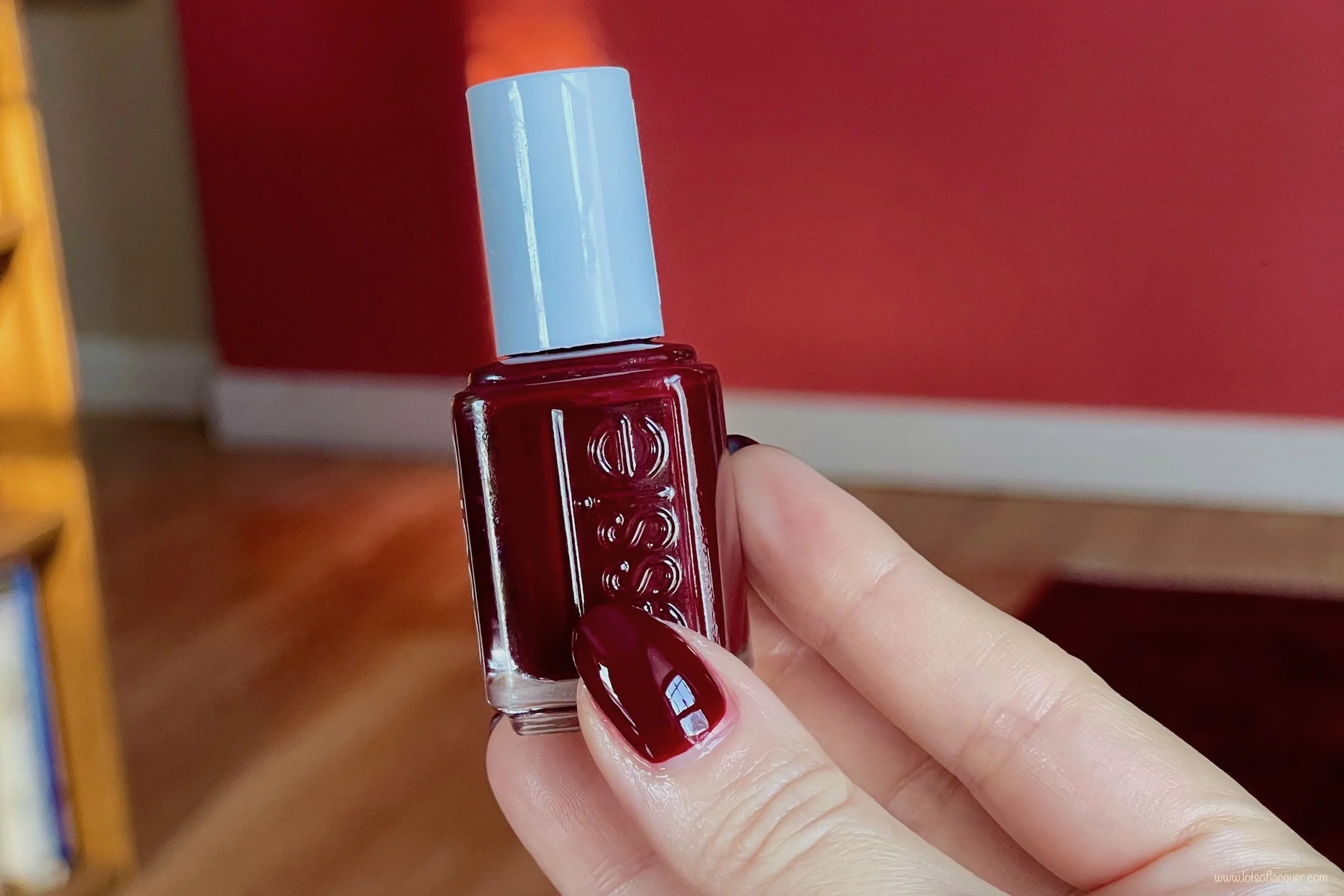 essie bordeaux Swatches + Review
