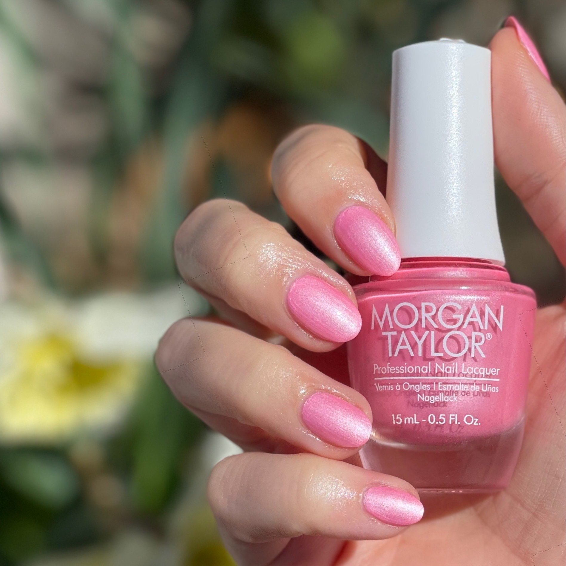 🌸✨ Gifted by @beyondpolish and I could not be more ready for spring! 💗

This bubblegum pink beauty - Hugs And Blisses from the @mtmorgantaylor  Spring 2025 Now &amp; Zen Collection - is pure sunshine in a bottle. 🍬🌷 It&rsquo;s soft, glowy, and gi