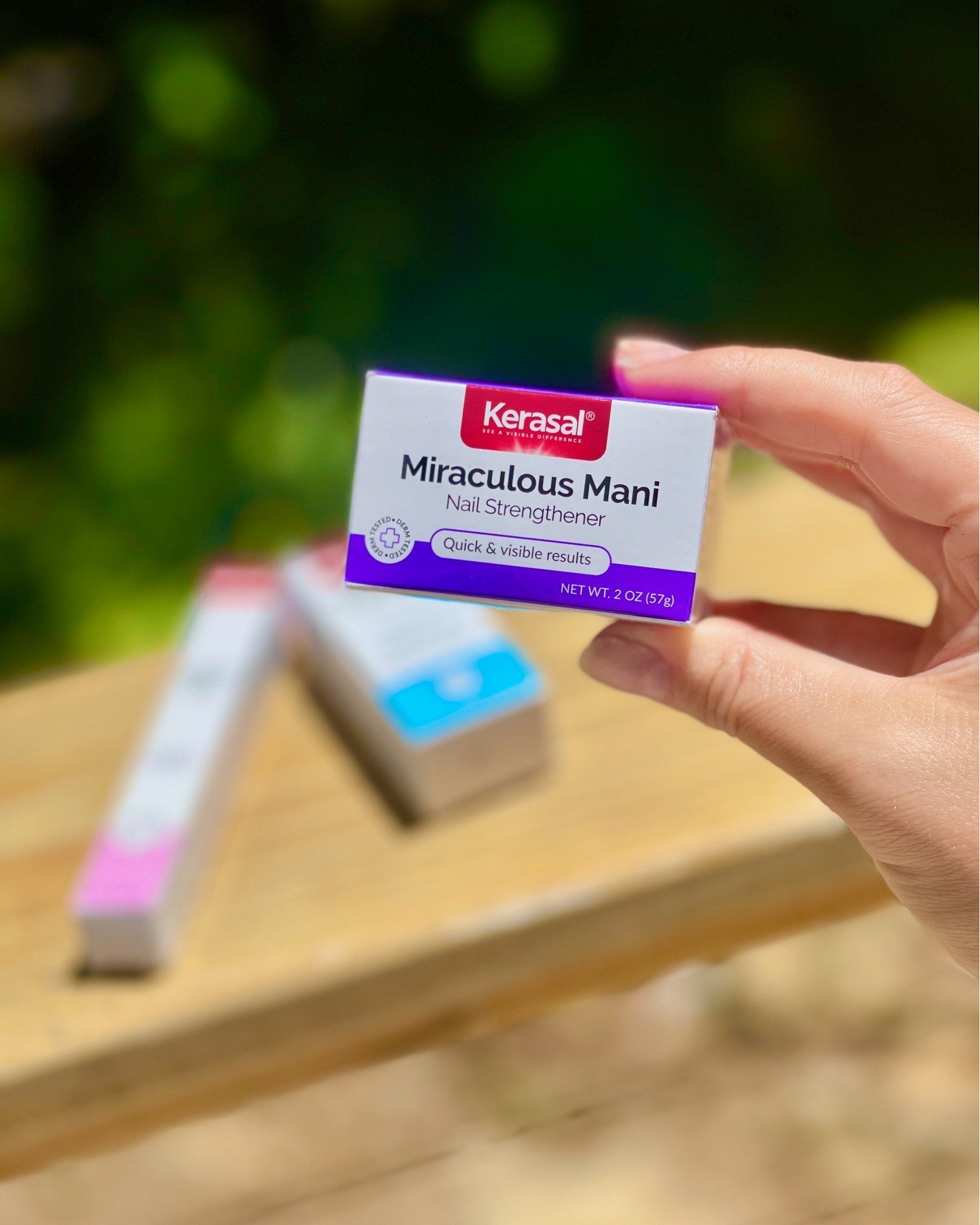 #sponsored I&rsquo;ve been exploring gel polish for the past year and while I still love gel, have been looking for ways to nourish my nails in between gel manicures. 

I was thinking I needed a system and @kerasal found me! So I partnered with them 