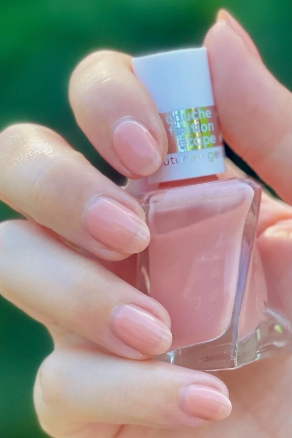 Gel by Essie Sheer Silhouette swatch