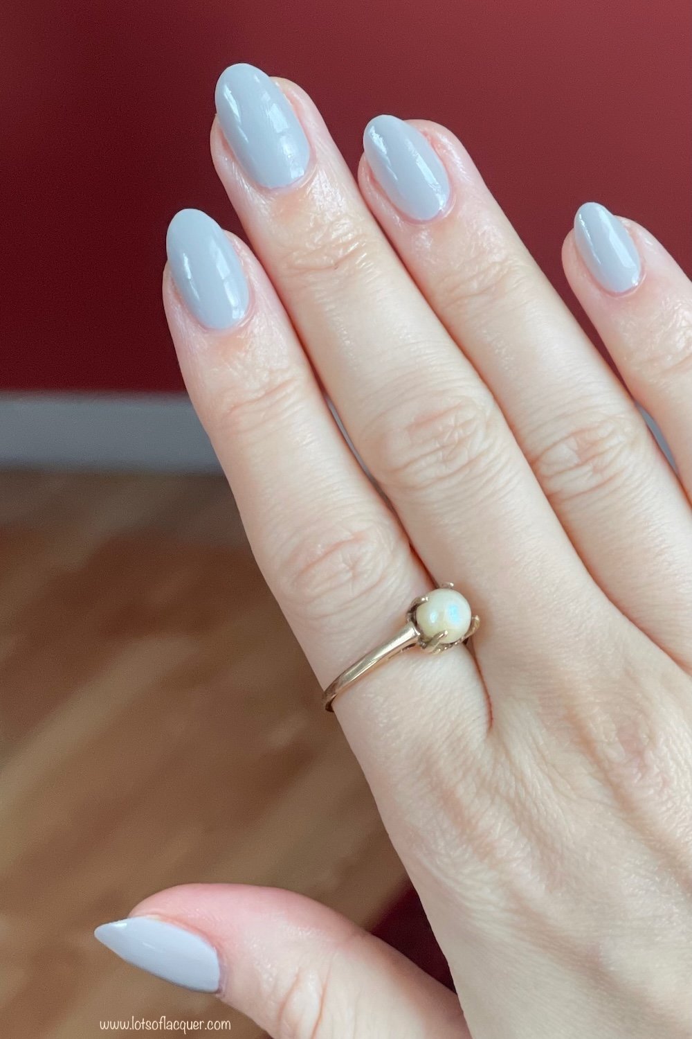 essie without a stitch swatch