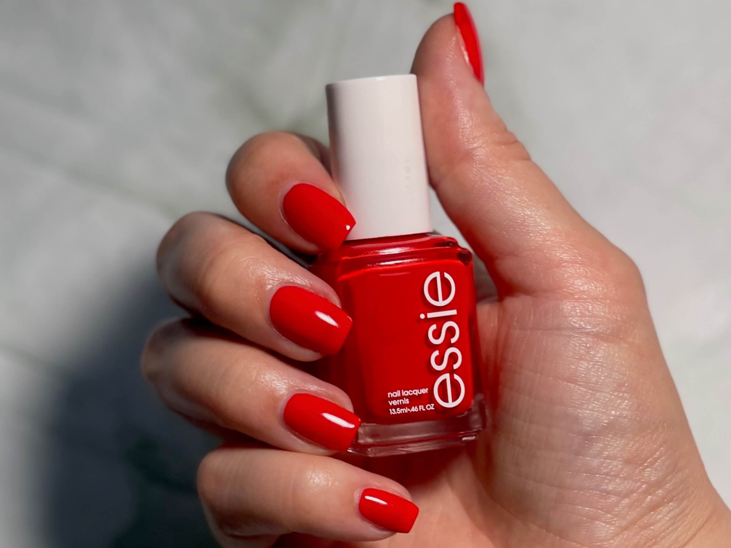 essie® Nail Polish, Allure, Sheer, 13.5 ml : Amazon.ae: Beauty