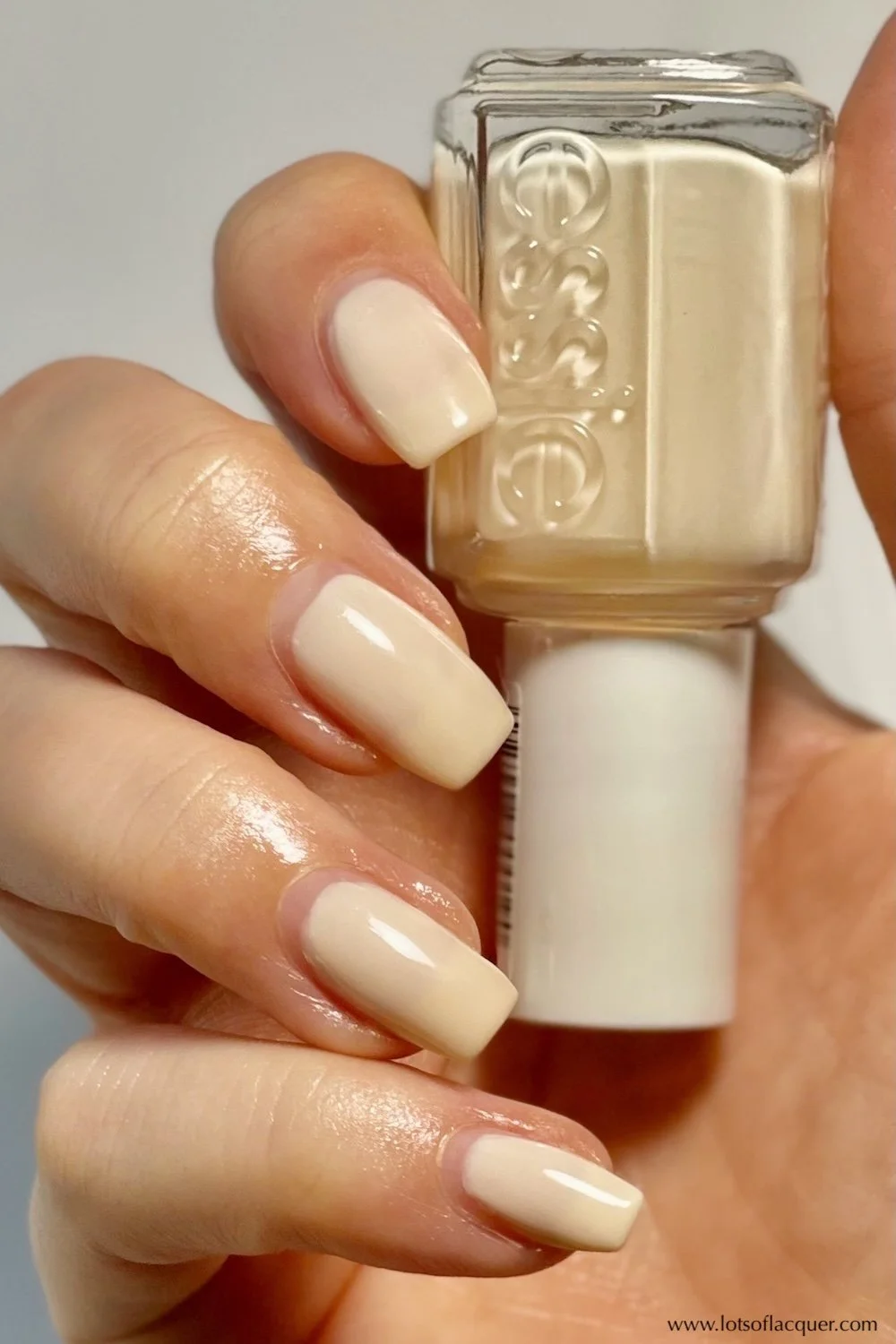 Essie Limo-Scene swatch