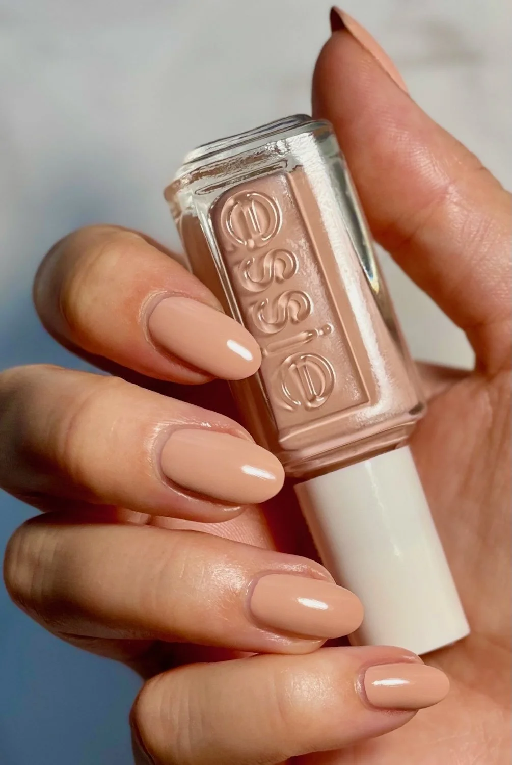 Essie Expressie Crop Top & Roll Swatch