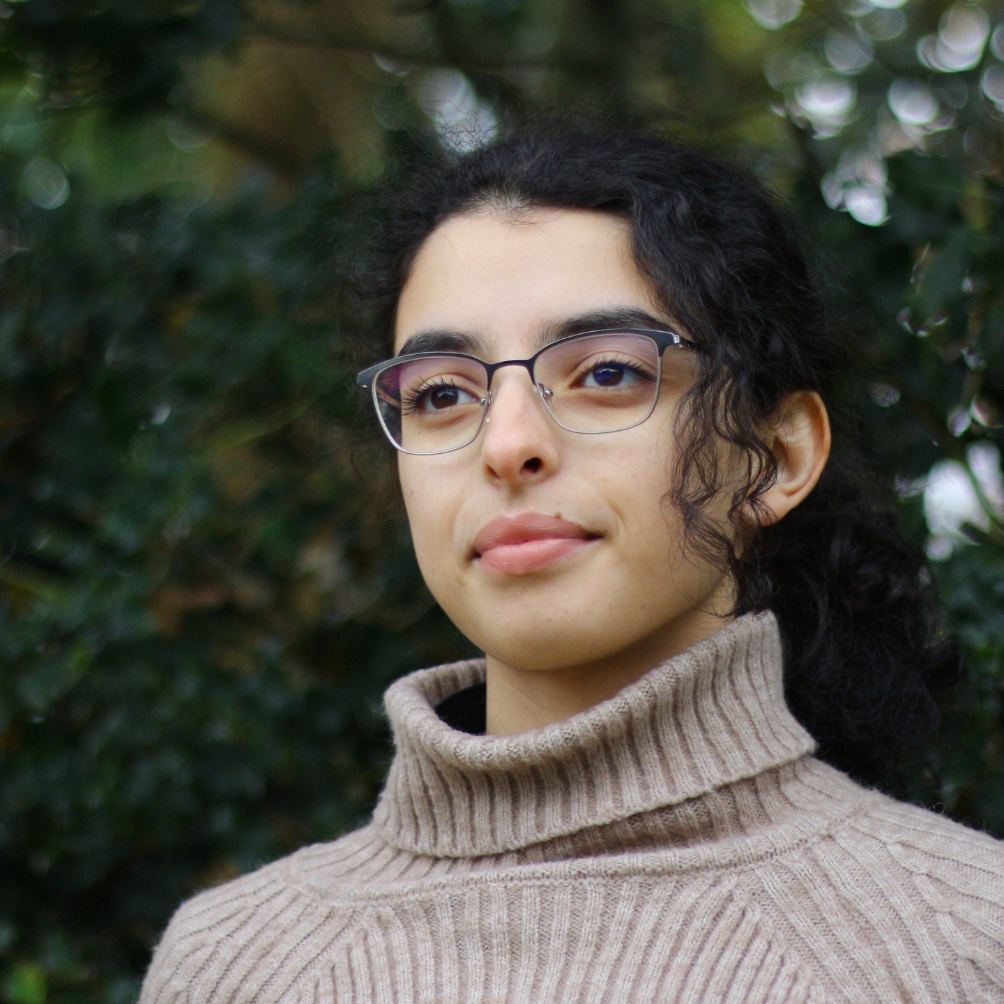 Today we share the inspiring story of Lobna Sabri. If you've ever doubted your IT career, or are on the fence of jumping into tech, this will be worth a read 🤗❤️☕ (link in bio &gt;Bloom stories)

𝙔𝙤𝙪𝙧 𝙣𝙚𝙩𝙬𝙤𝙧𝙠 𝙖𝙣𝙙 𝙨𝙪𝙥𝙥𝙤𝙧𝙩 𝙨𝙮𝙨?