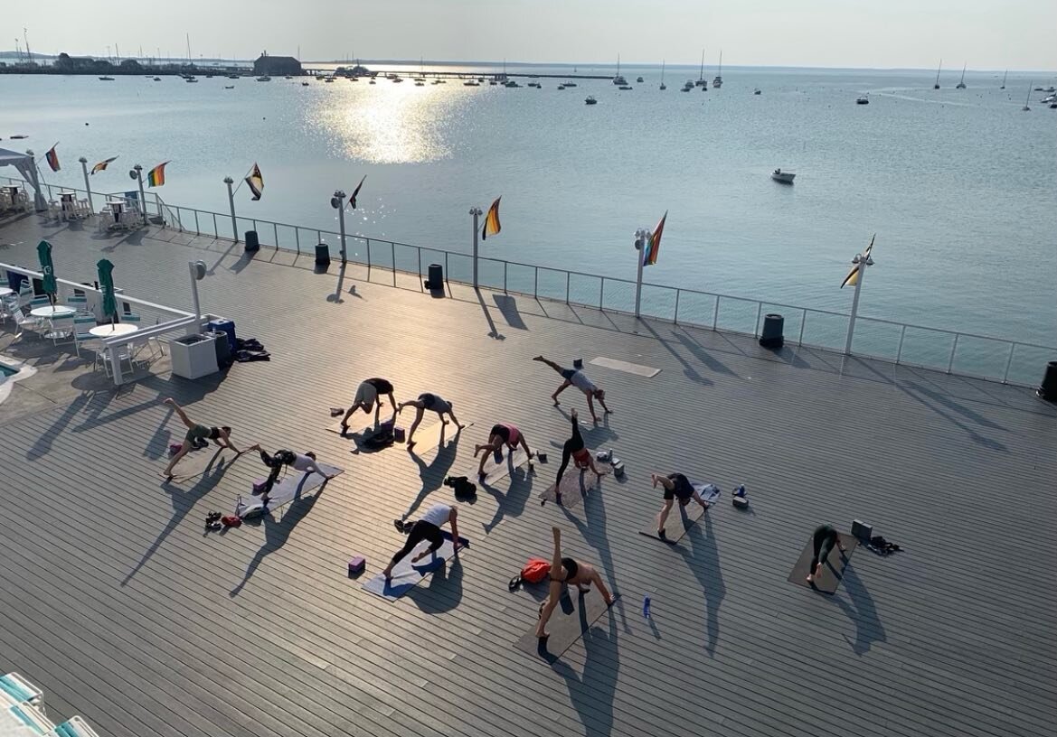 ☀️ be part of something big

Bird&rsquo;s eye view of our world famous Boatslip classes, daily at 715am.

#ptown #ptownyoga