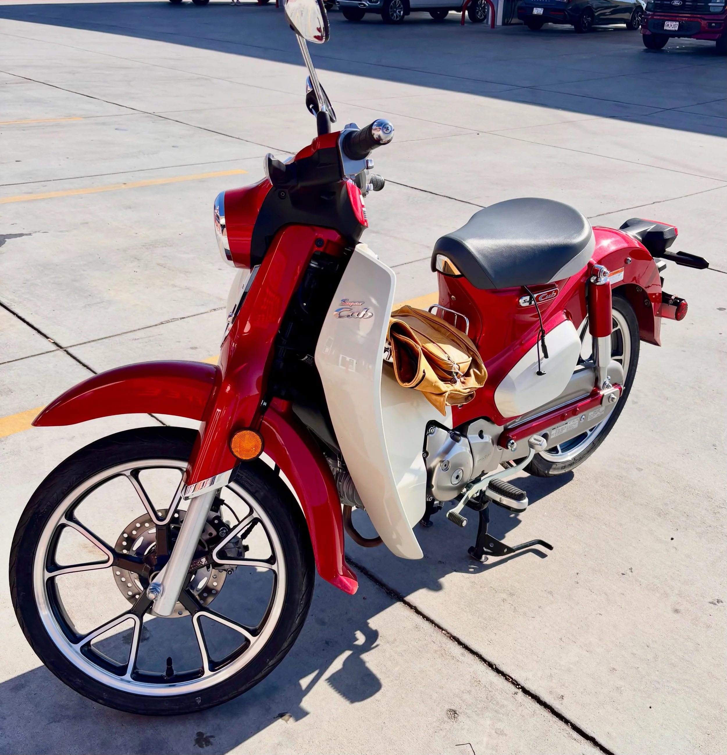I might have found my next ride ❤️🏍️. #supercub