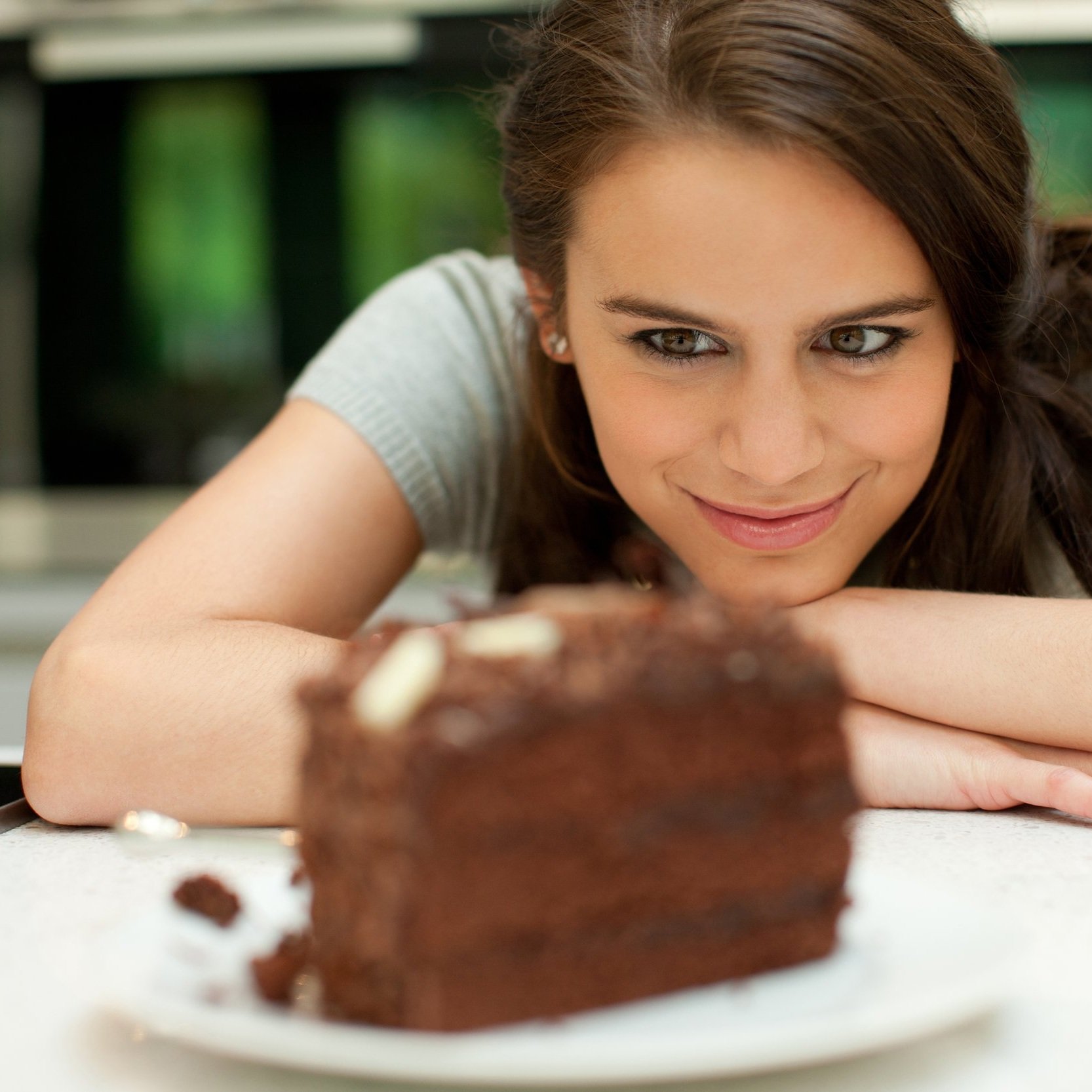 Cómo superar el hambre emocional: 10 Estrategias Efectivas