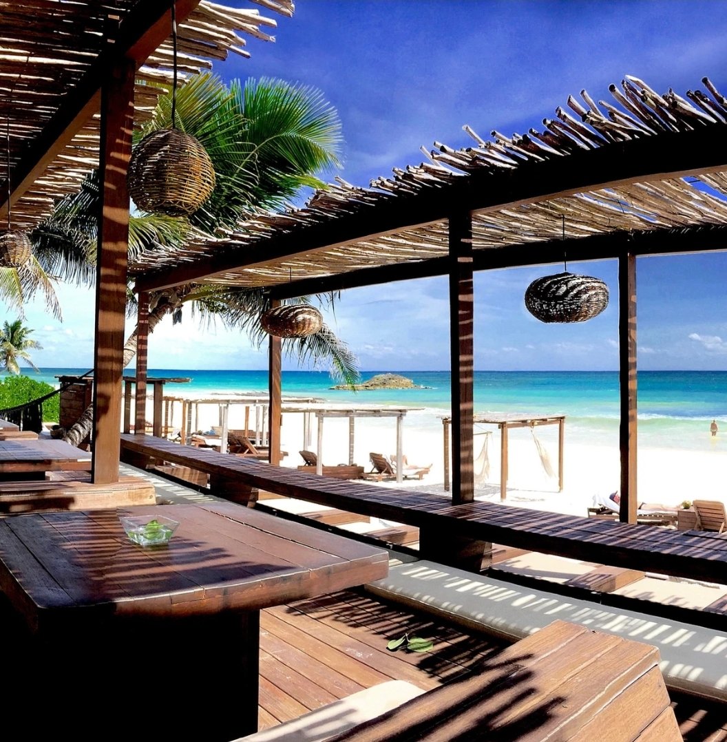 patio bar.jpg