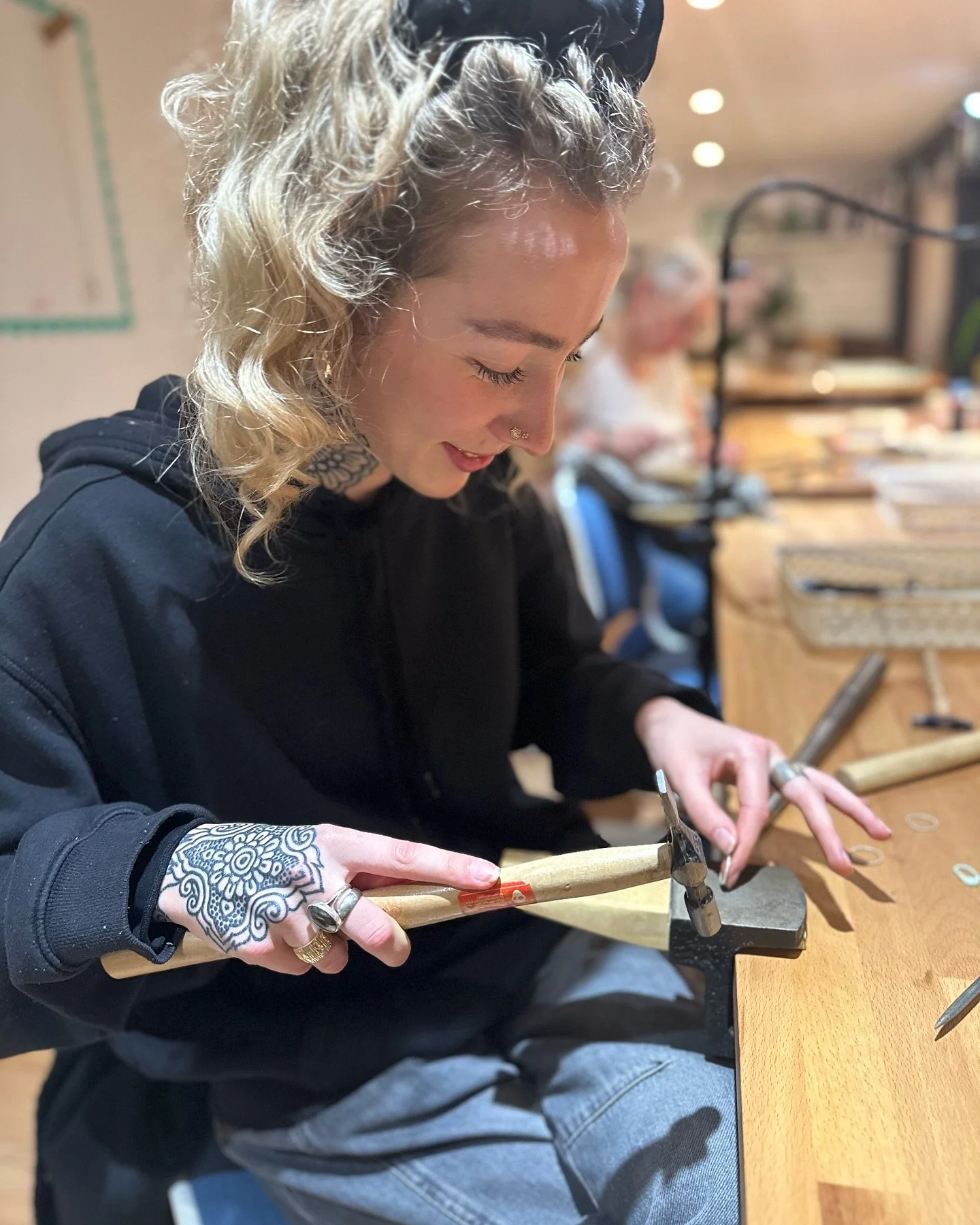 So on Friday night I had a VIP guest in the studio, my friends daughter Poppy!
I have had the pleasure of watching this beautiful girl grow up into the most amazing and inspirational young woman, and it&rsquo;s an honour to be able to have her with m